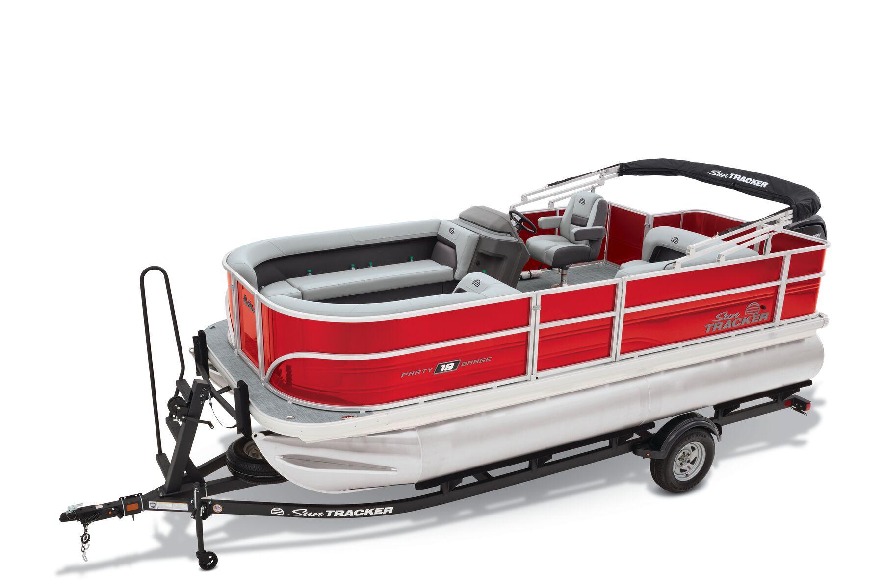 2026 Sun Tracker Party Barge 18 DLX Gallery