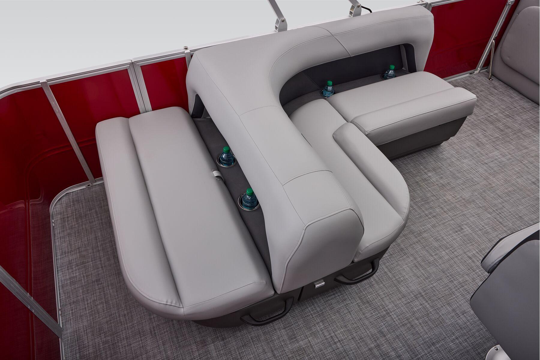 2026 Sun Tracker Party Barge 18 DLX Gallery