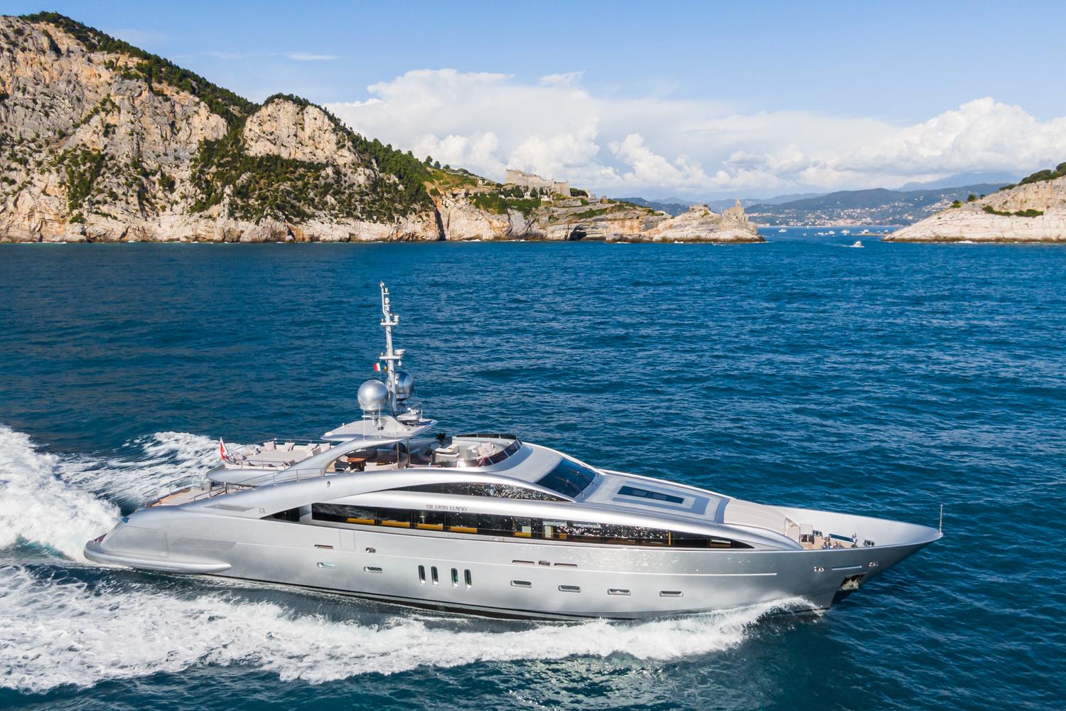 Feadship Yachts for Sale - Feadship Yachts Prices - TWW Yachts