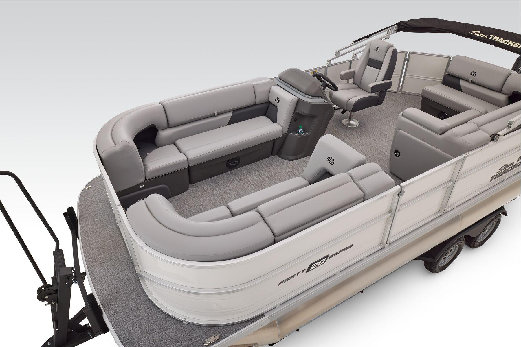 2026 Sun Tracker Party Barge 20 DLX Gallery