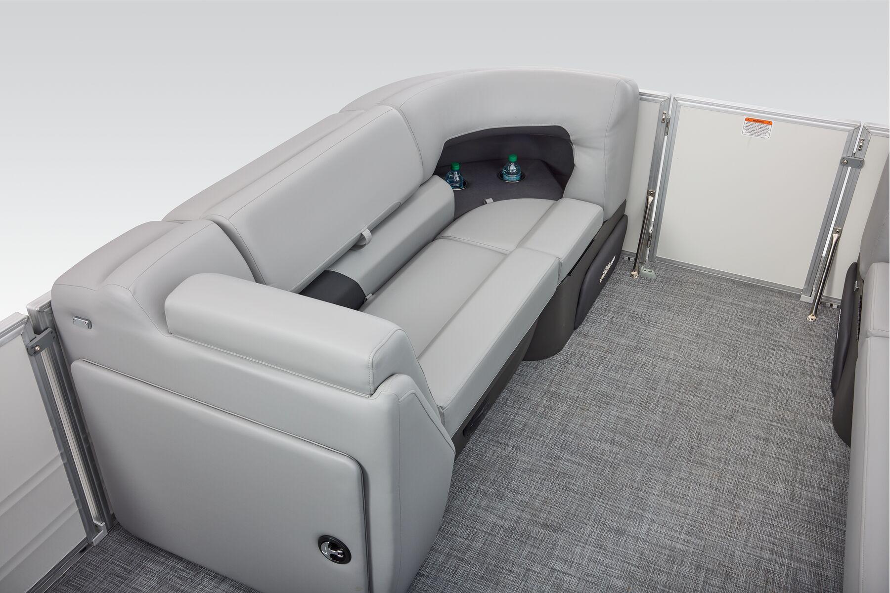 2026 Sun Tracker Party Barge 20 DLX Gallery