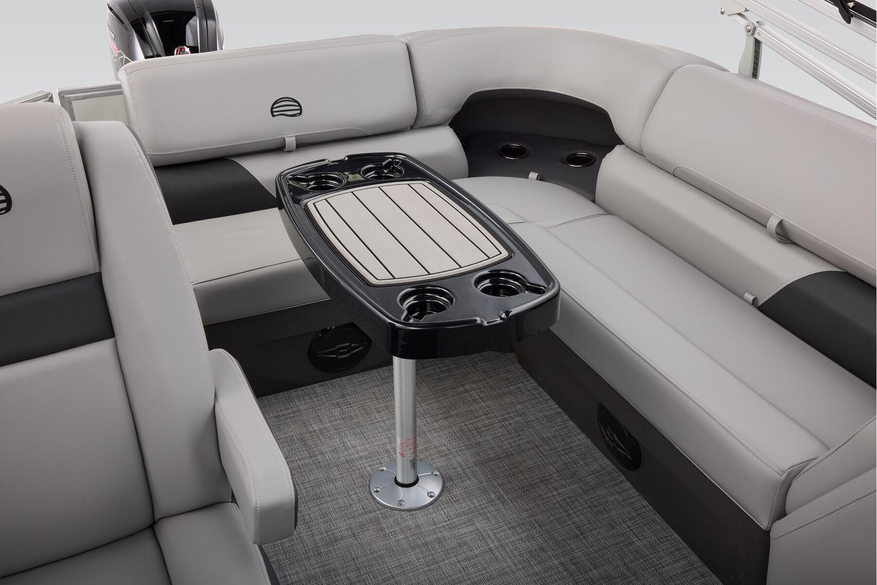 2026 Sun Tracker Party Barge 20 DLX Gallery