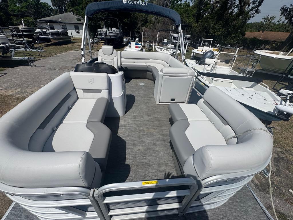 2021 Sweetwater 1880 CX-8