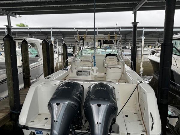 29' Boston Whaler, Listing Number 100916908, - Photo No. 4