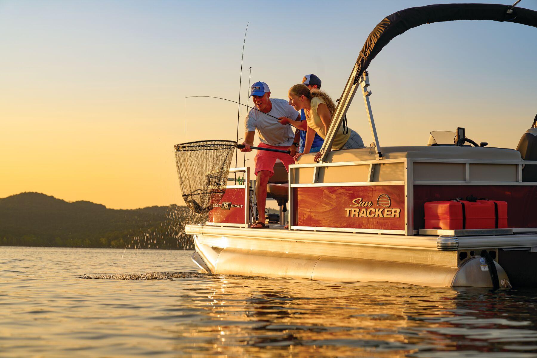 2026 Sun Tracker Bass Buggy 16 XL Select Gallery