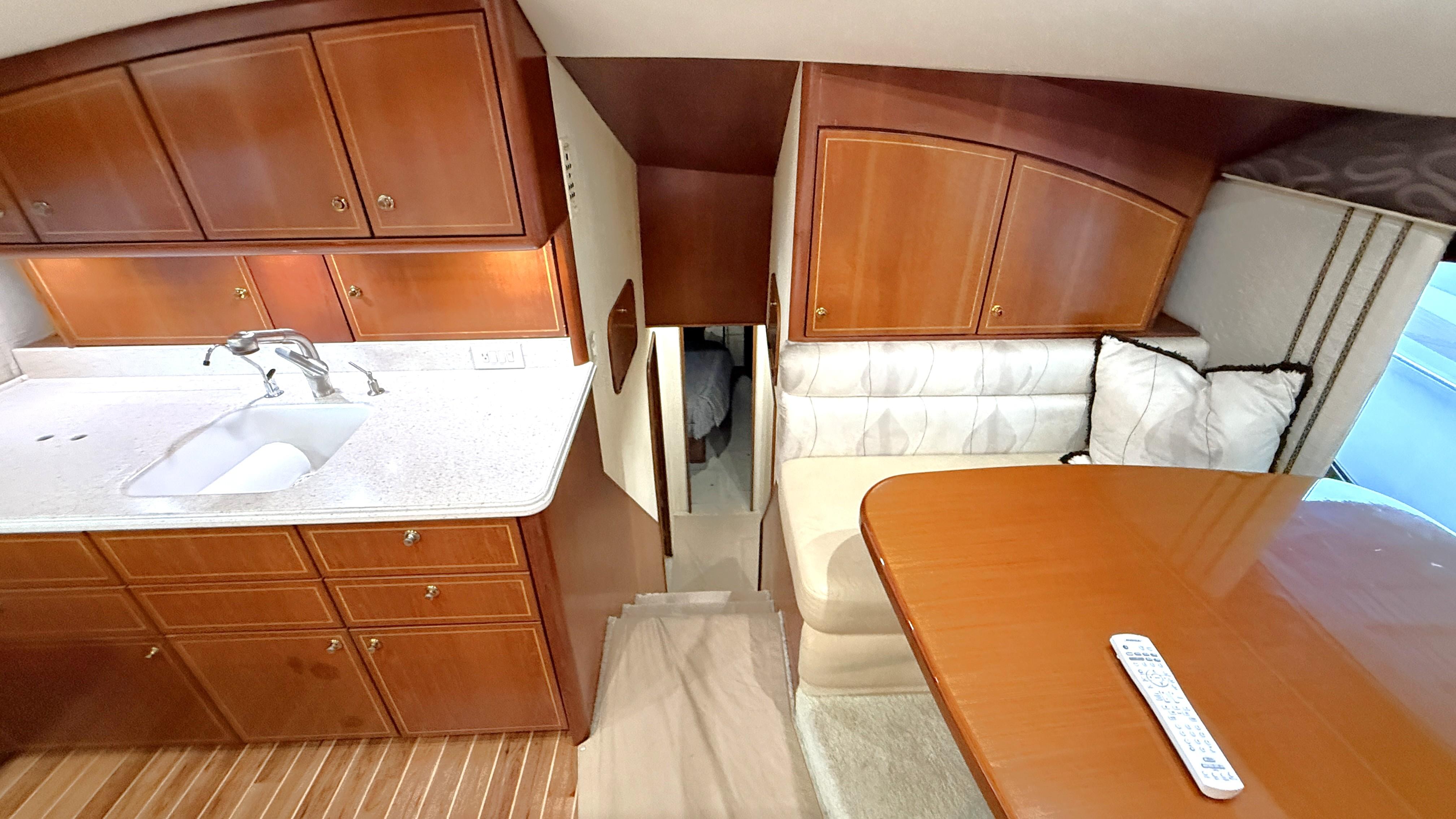 2006-ocean-yachts-57-super-sport-power-9791353-20250512170237239-1_XLARGE