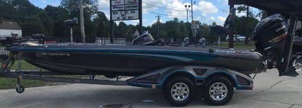 2013 Ranger Boats boat for sale, model of the boat is Z Comanche Z520C & Image # 1 of 14