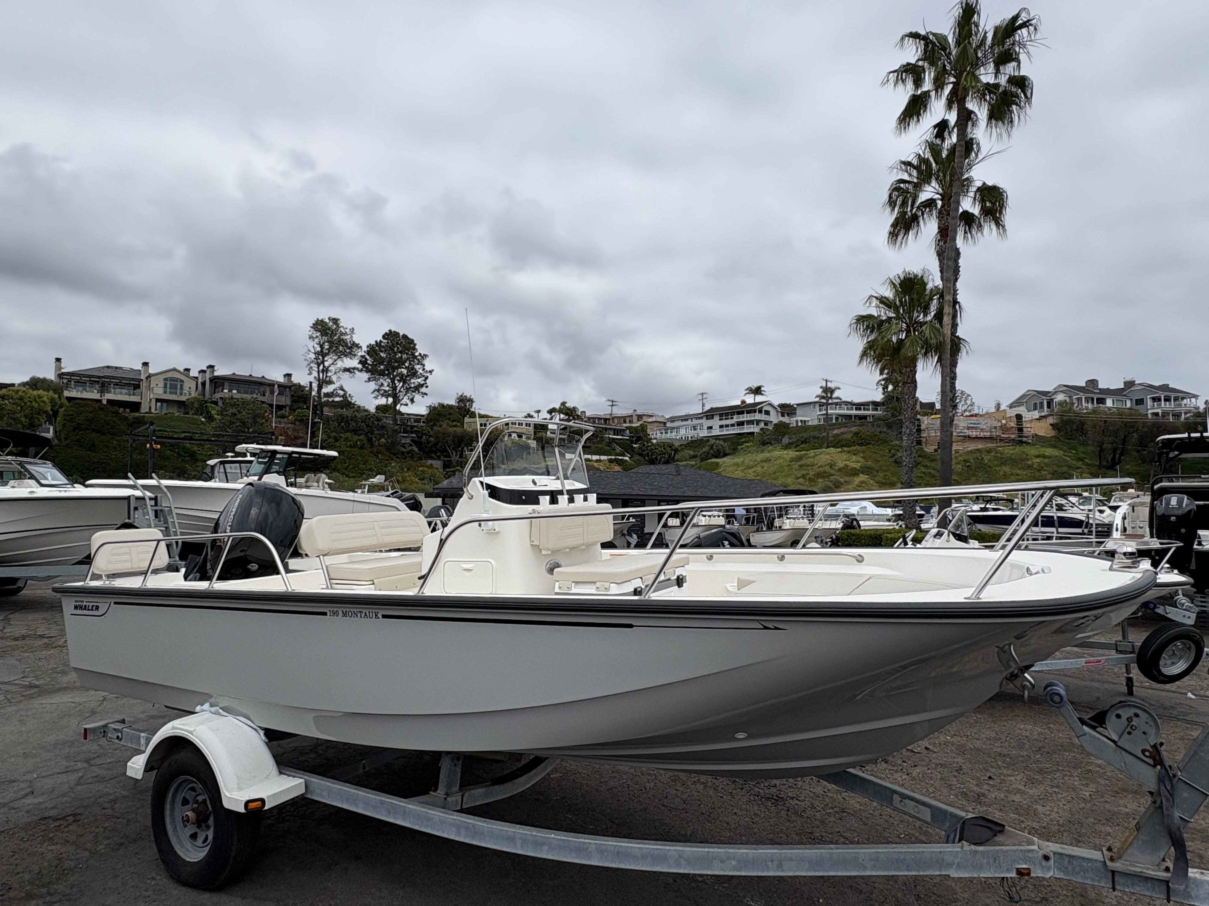 2025 Boston Whaler 190 Montauk #BW0411A inventory image at Sun Country Marine Group, Newport Beach 2025 Boston Whaler 190 Montauk #BW0411A inventory image at Sun Country Marine Group, Newport Beach