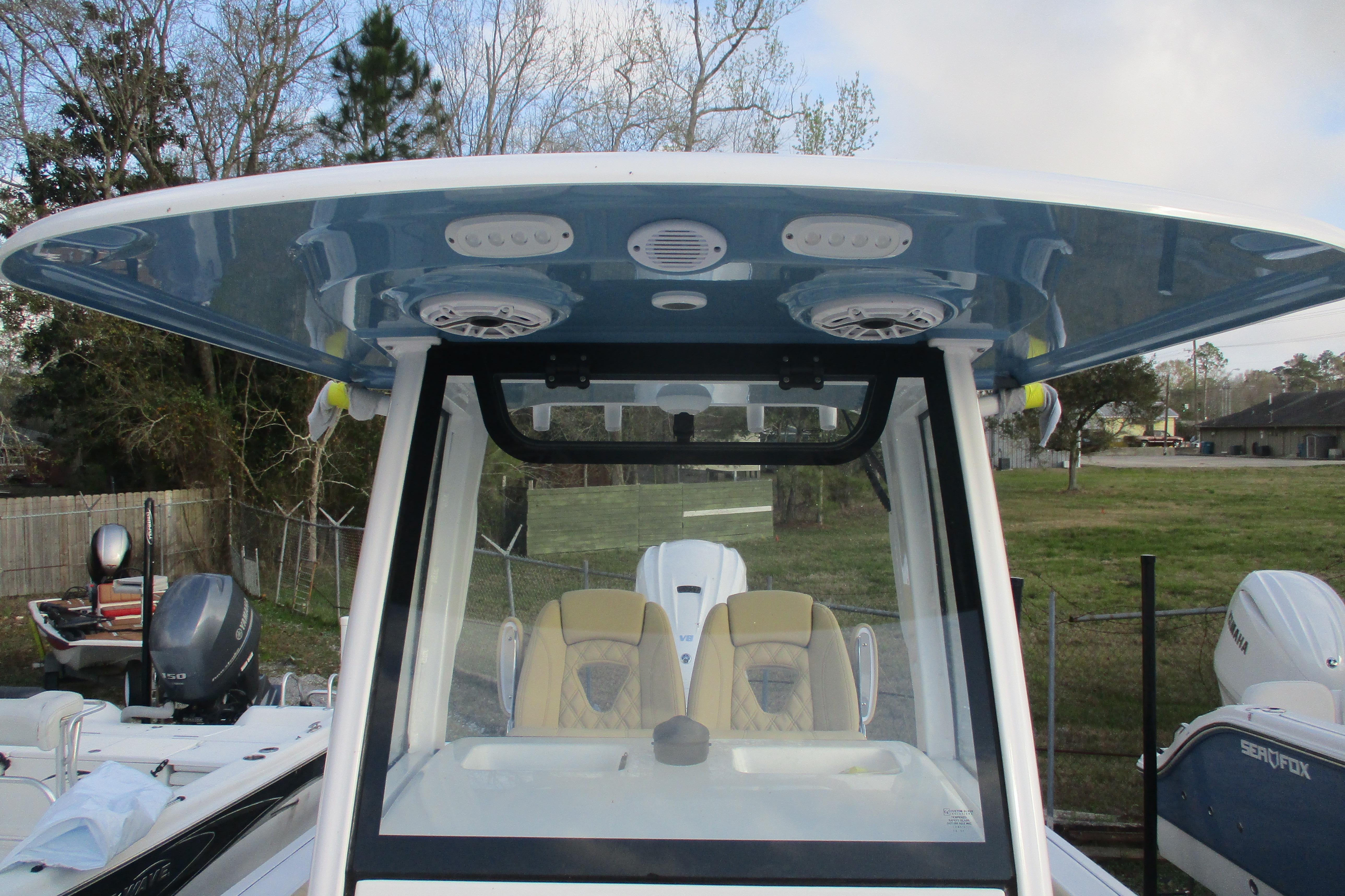 2026 Sportsman Masters 267OE Bay Boat-17