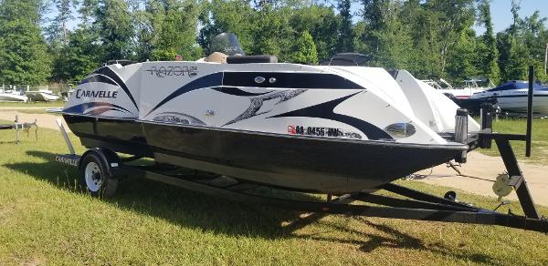 2015 Caravelle boat for sale, model of the boat is Razor 219 UU & Image # 1 of 11