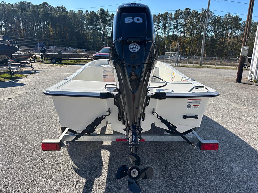 2025 Mako Pro Skiff 15 CC