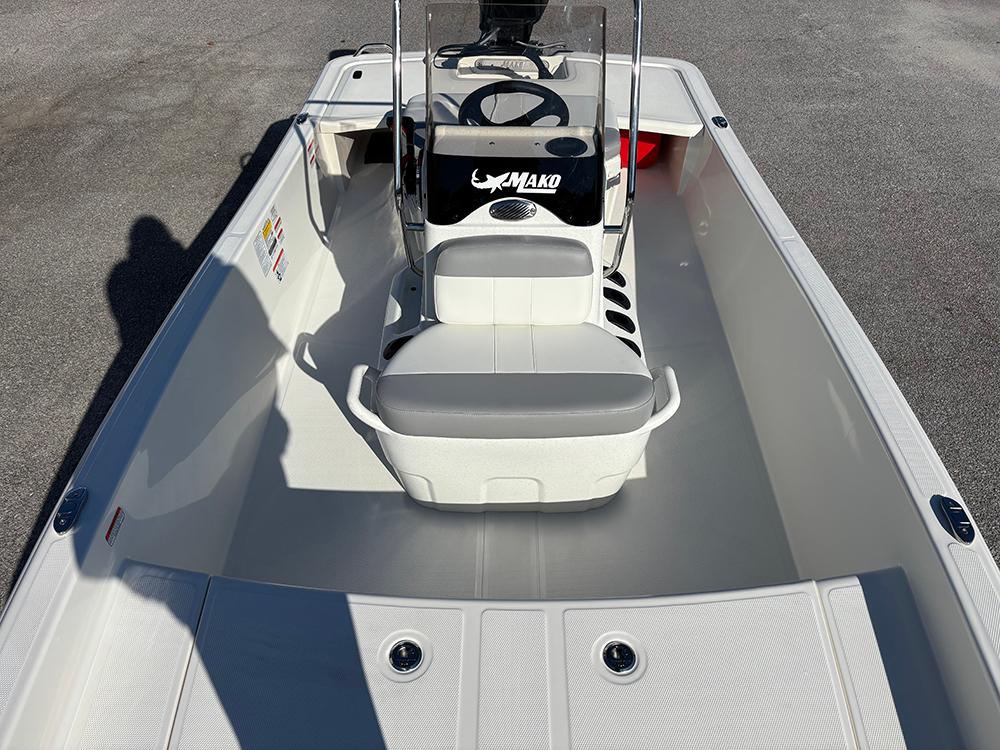 2025 Mako Pro Skiff 15 CC