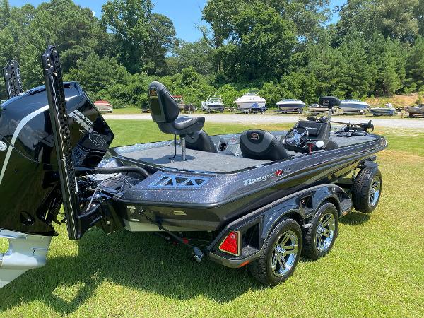 2021 Ranger Boats boat for sale, model of the boat is Z520L RANGER CUP EQUIPPED & Image # 6 of 17