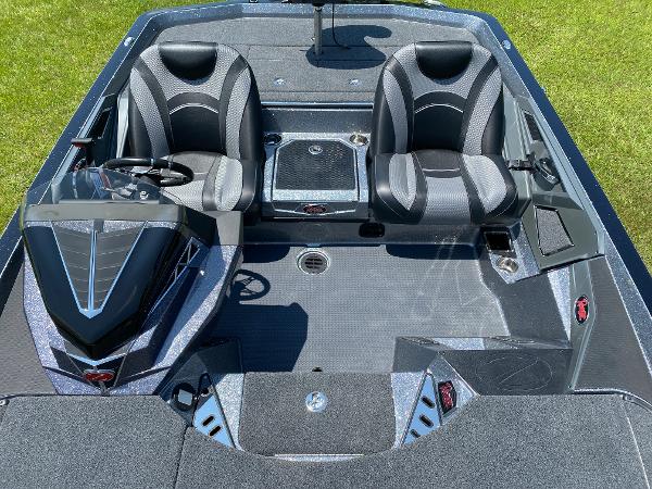 2021 Ranger Boats boat for sale, model of the boat is Z520L RANGER CUP EQUIPPED & Image # 12 of 17