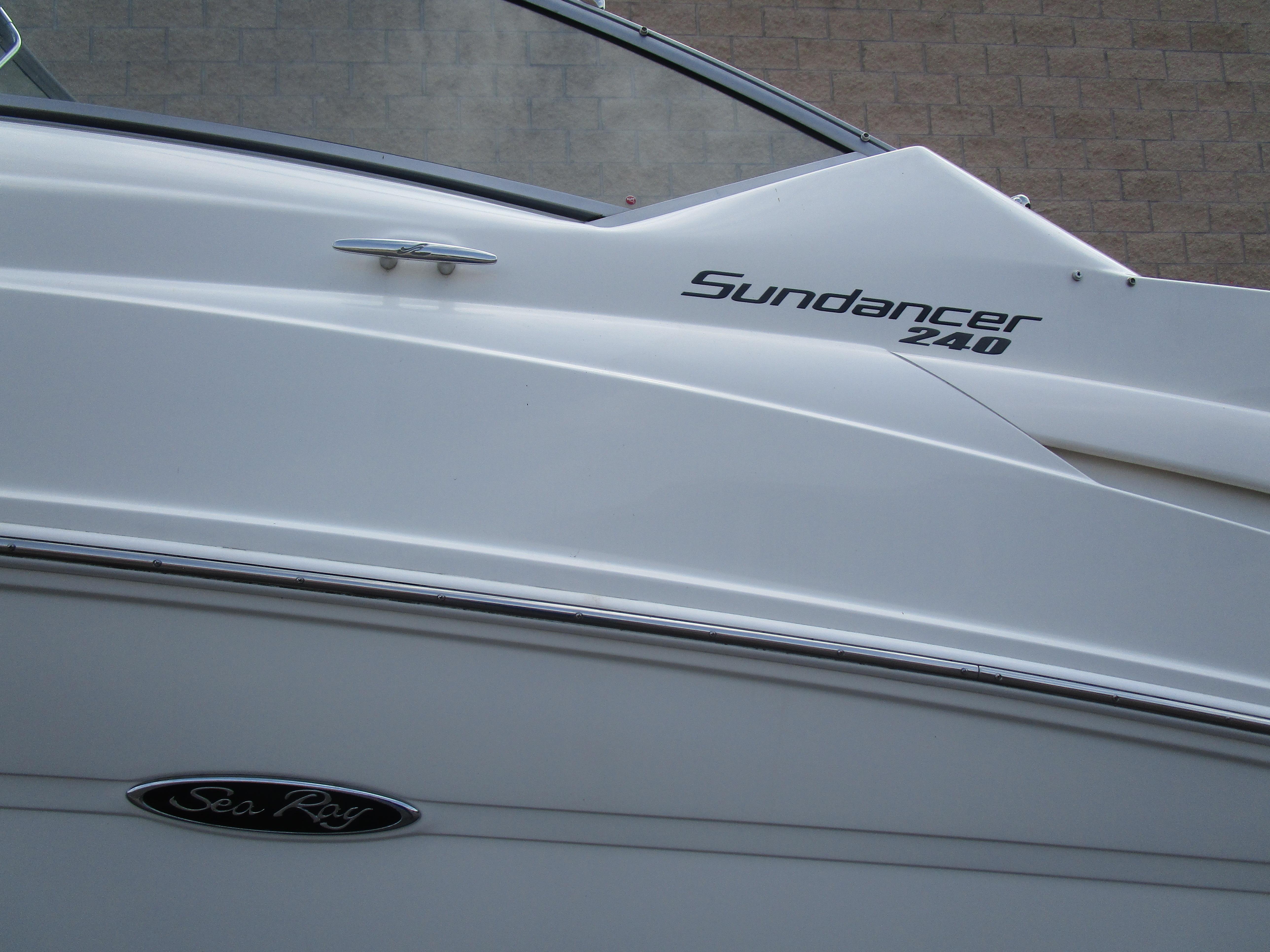 2010 Sea Ray 240 SUN DANCER Gallery