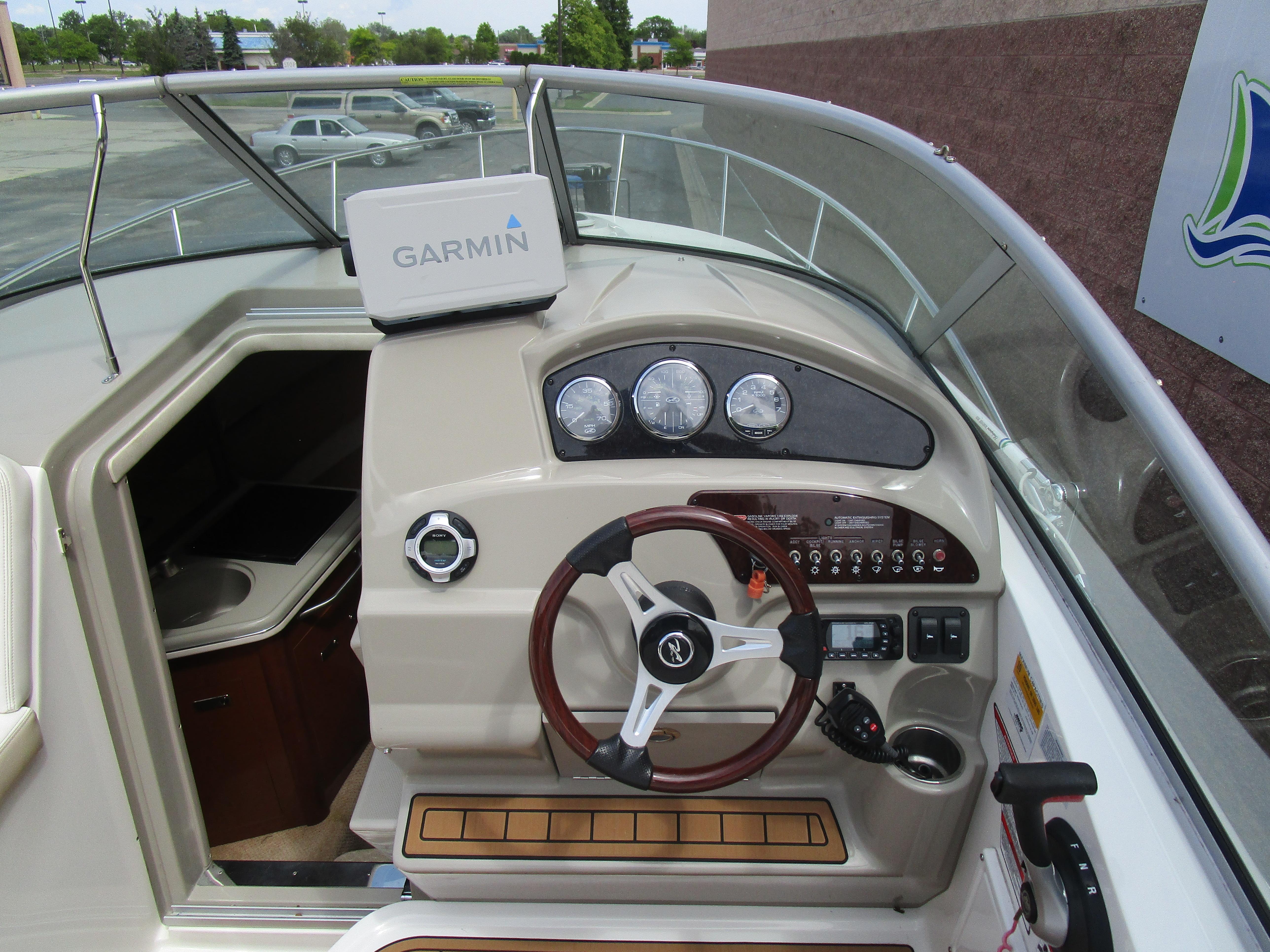 2010 Sea Ray 240 SUN DANCER Gallery