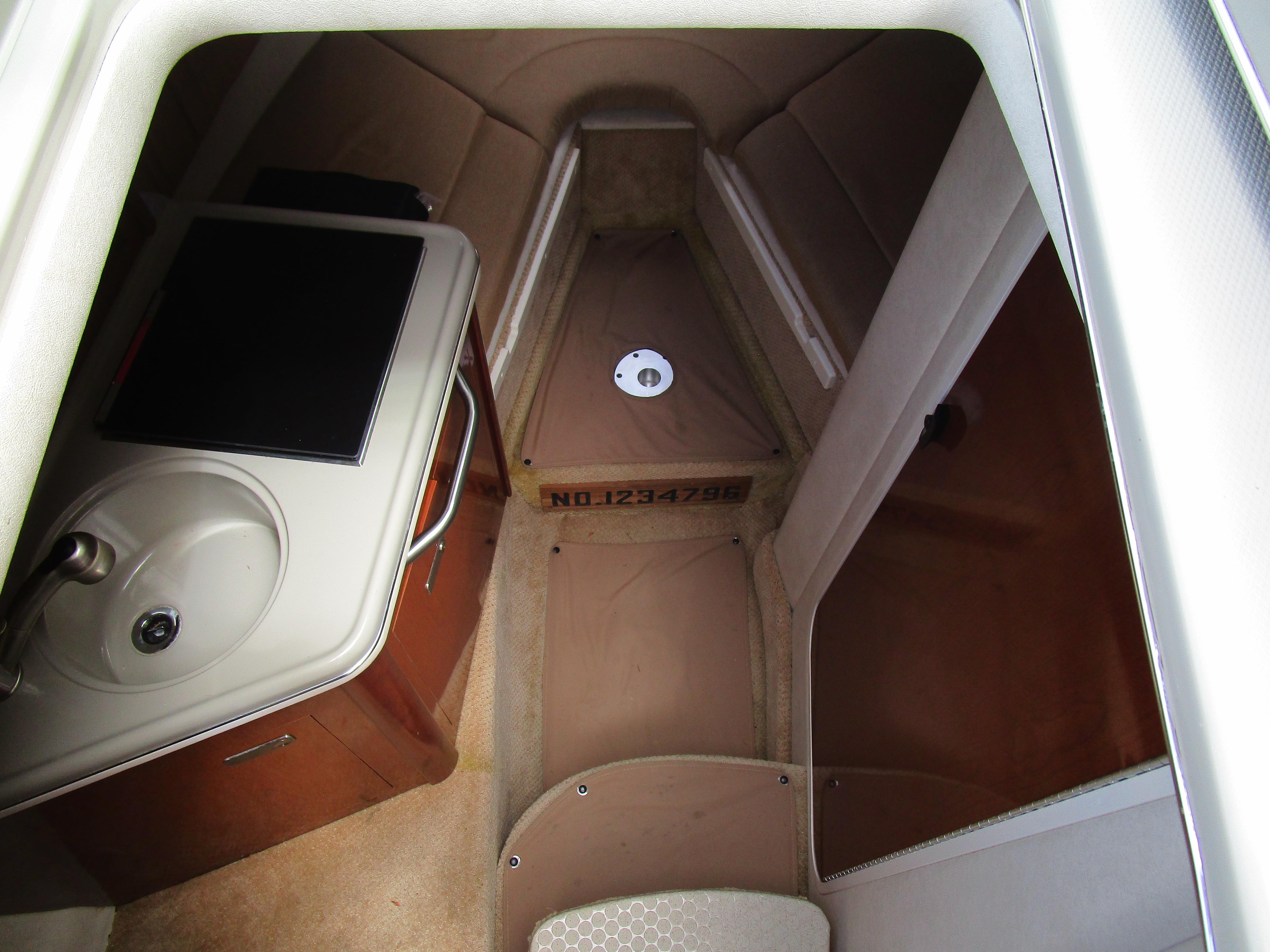 2010 Sea Ray 240 SUN DANCER Gallery
