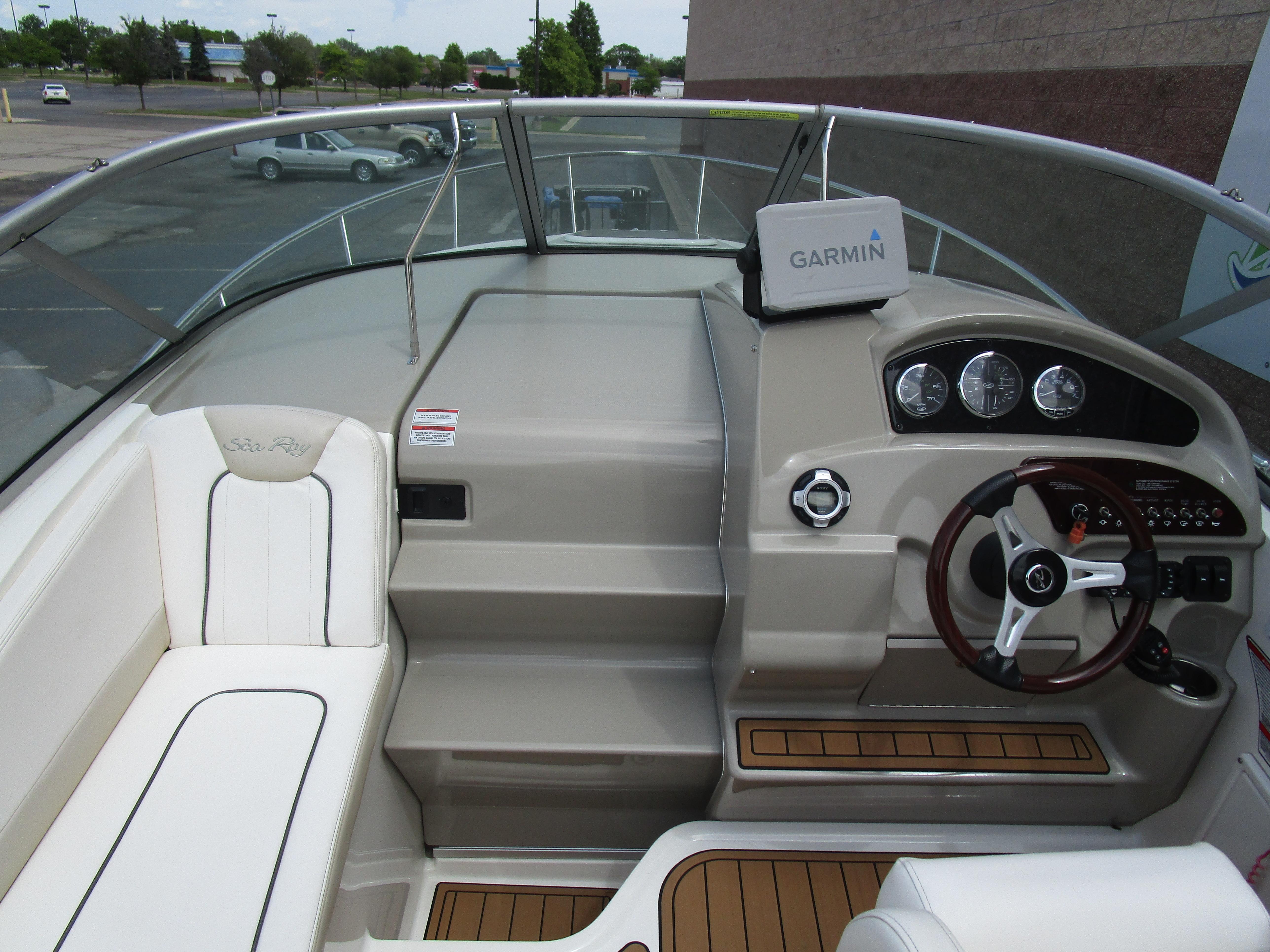 2010 Sea Ray 240 SUN DANCER Gallery