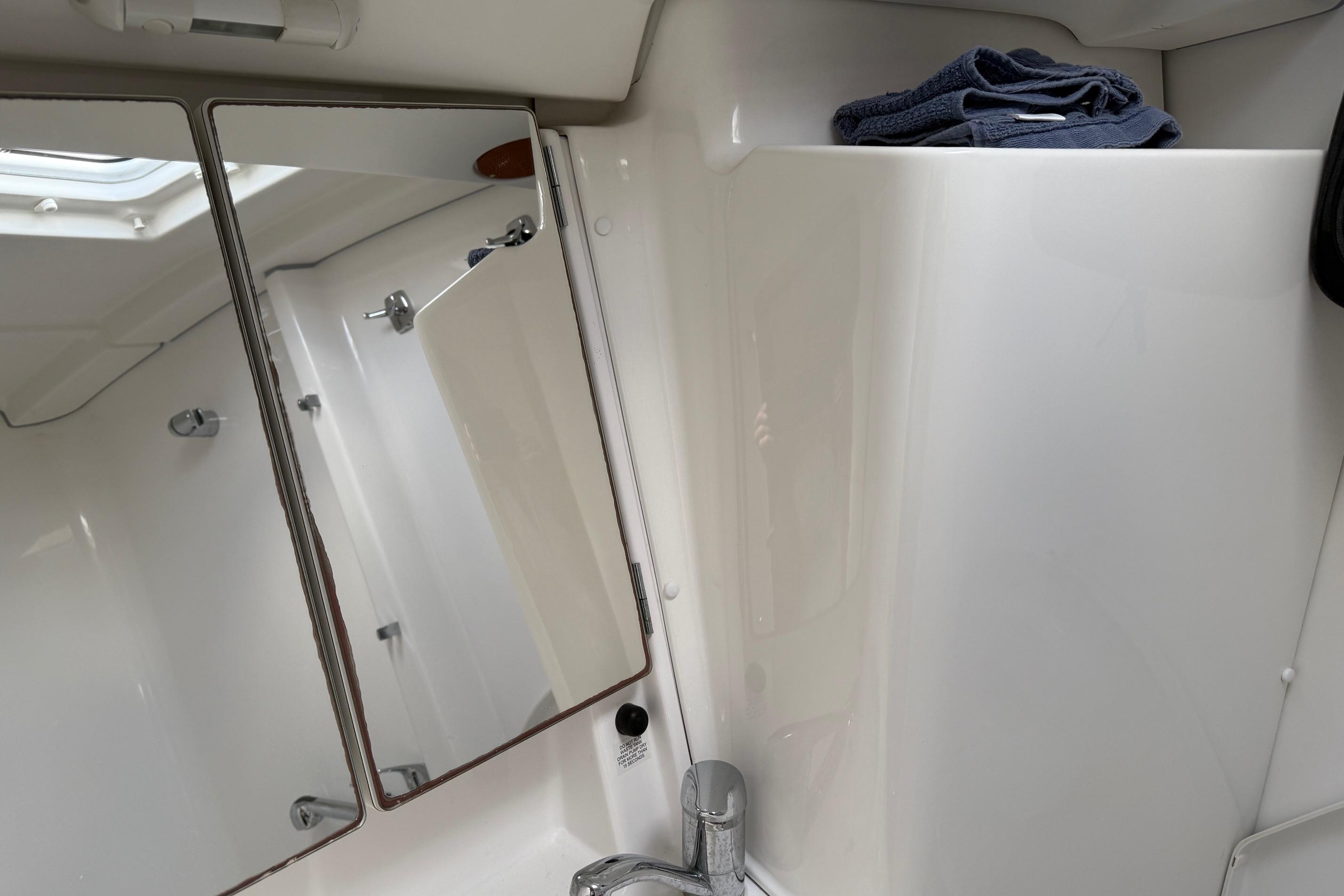 Yacht Photos Pics