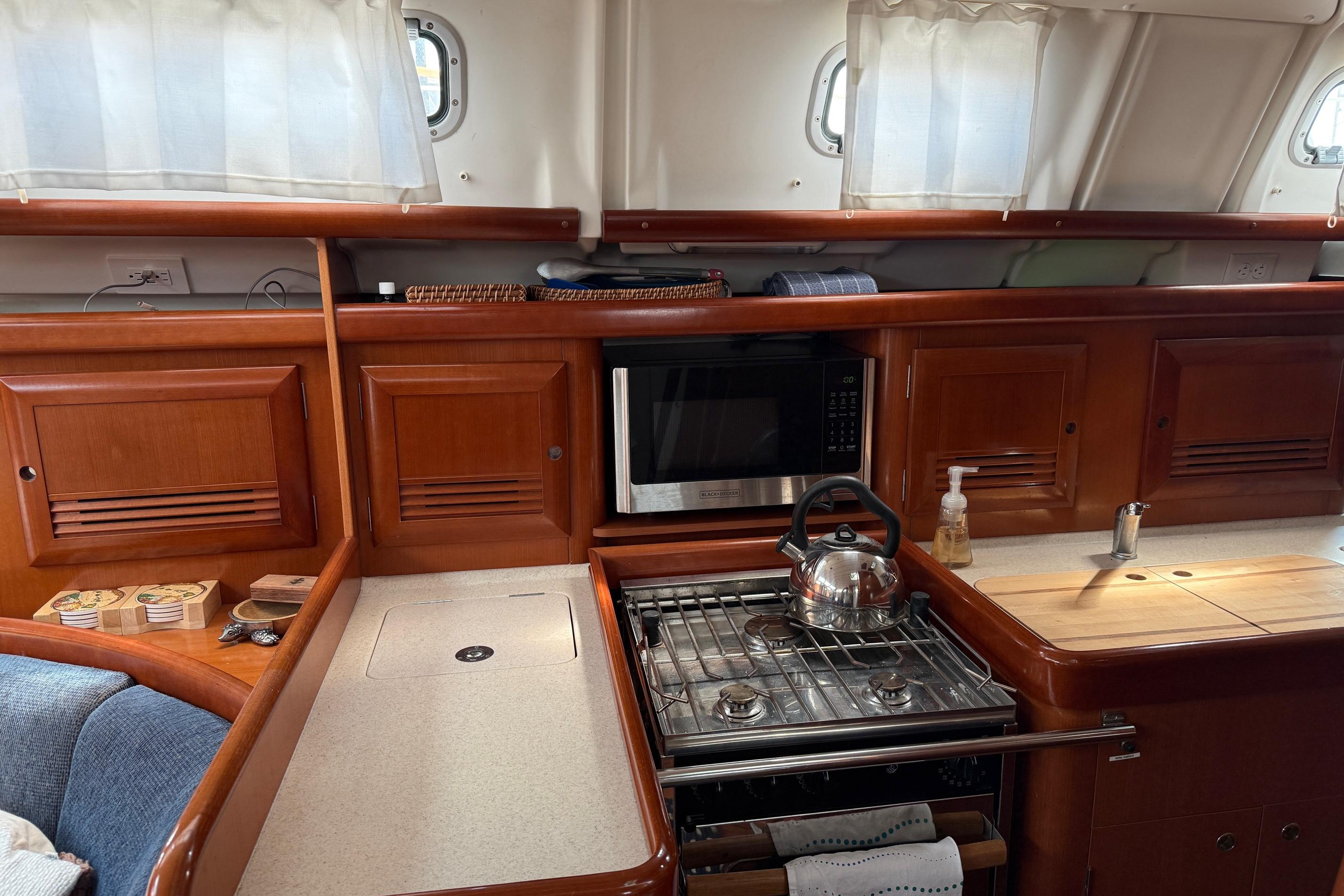 Yacht Photos Pics