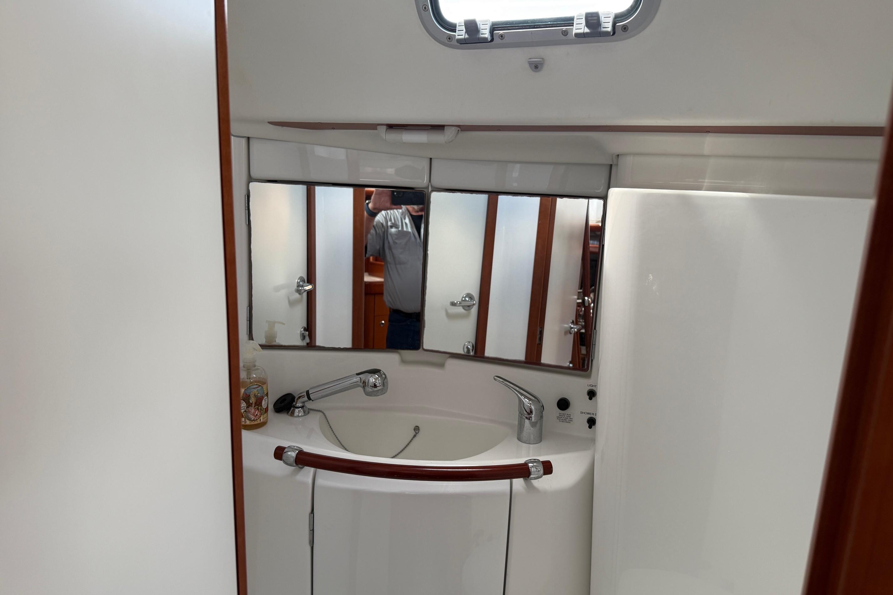 Yacht Photos Pics
