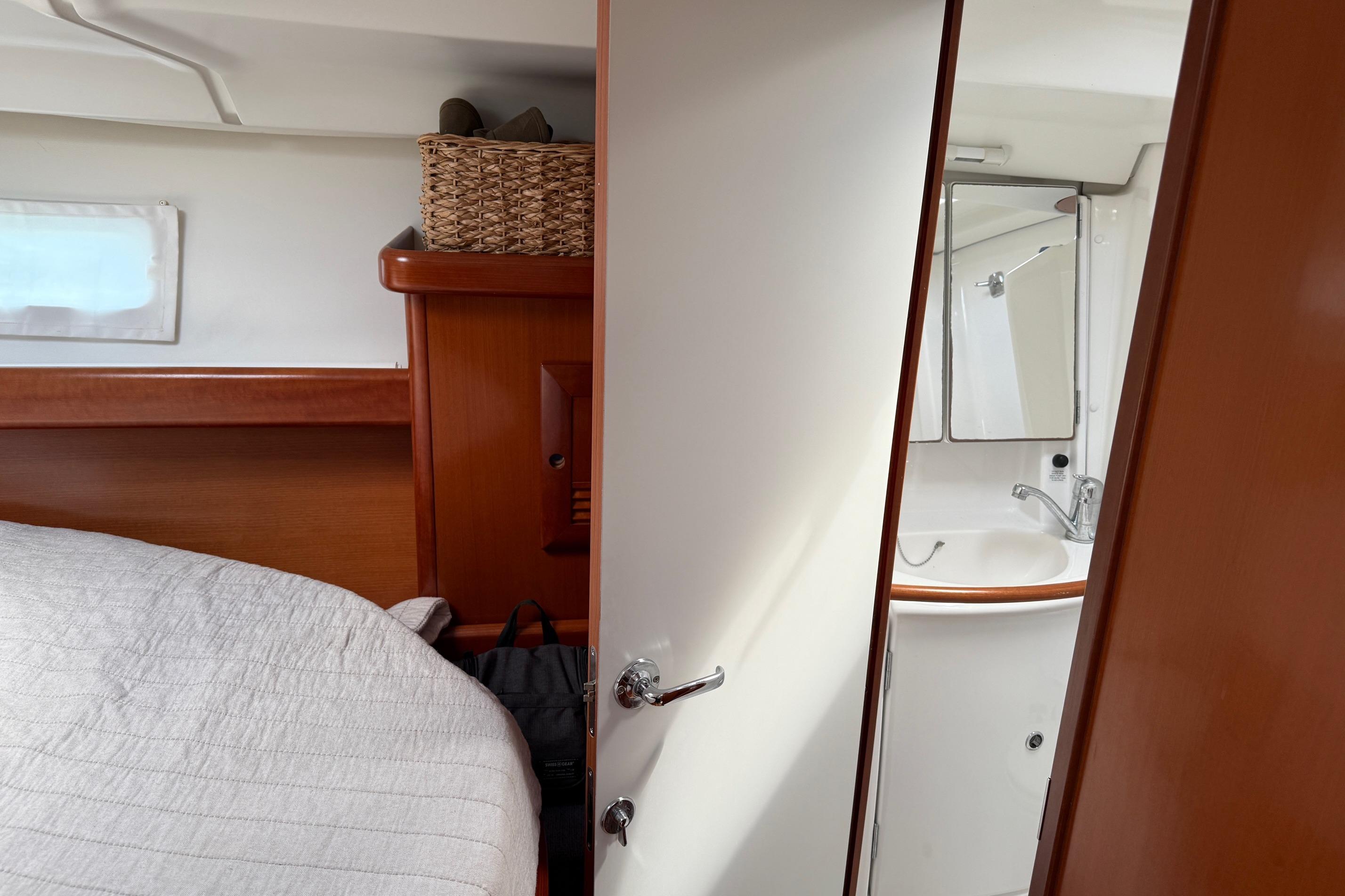 Yacht Photos Pics