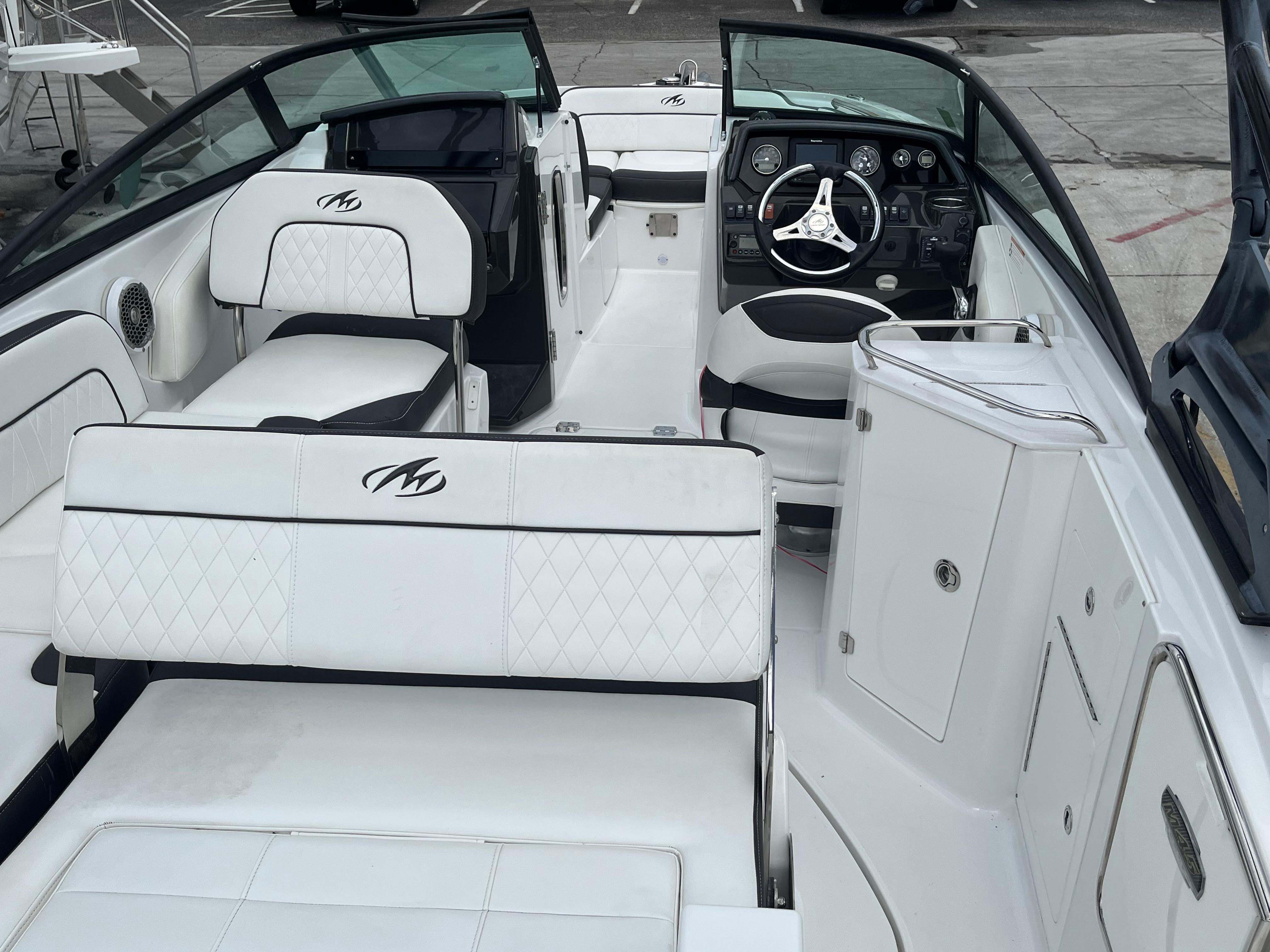 2019 Monterey M45-4