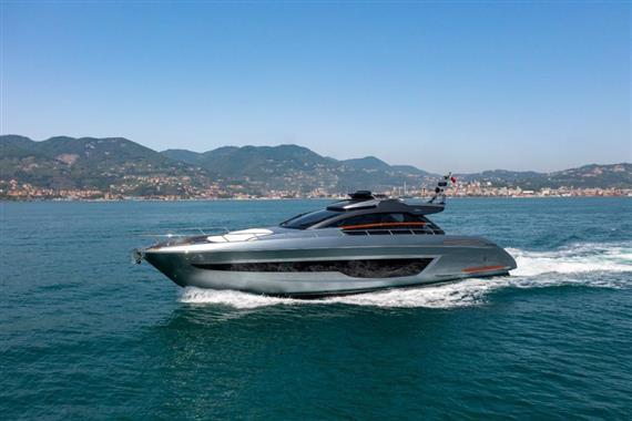 Riva 66' Ribelle