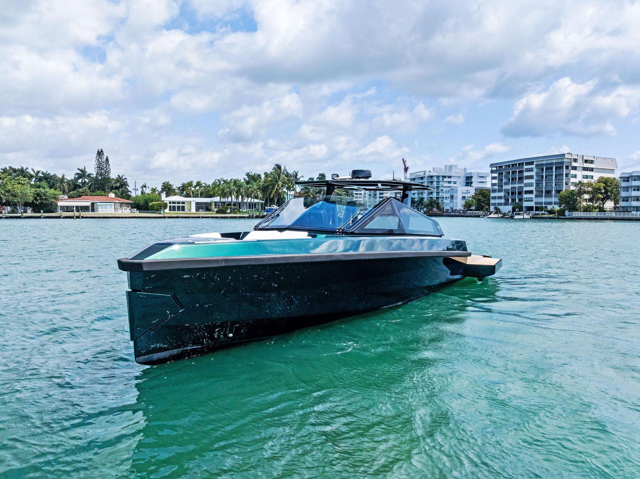 Wally-Wallytender 43X 2023-GREEN EYES FL-US-9761396 | Thumbnail