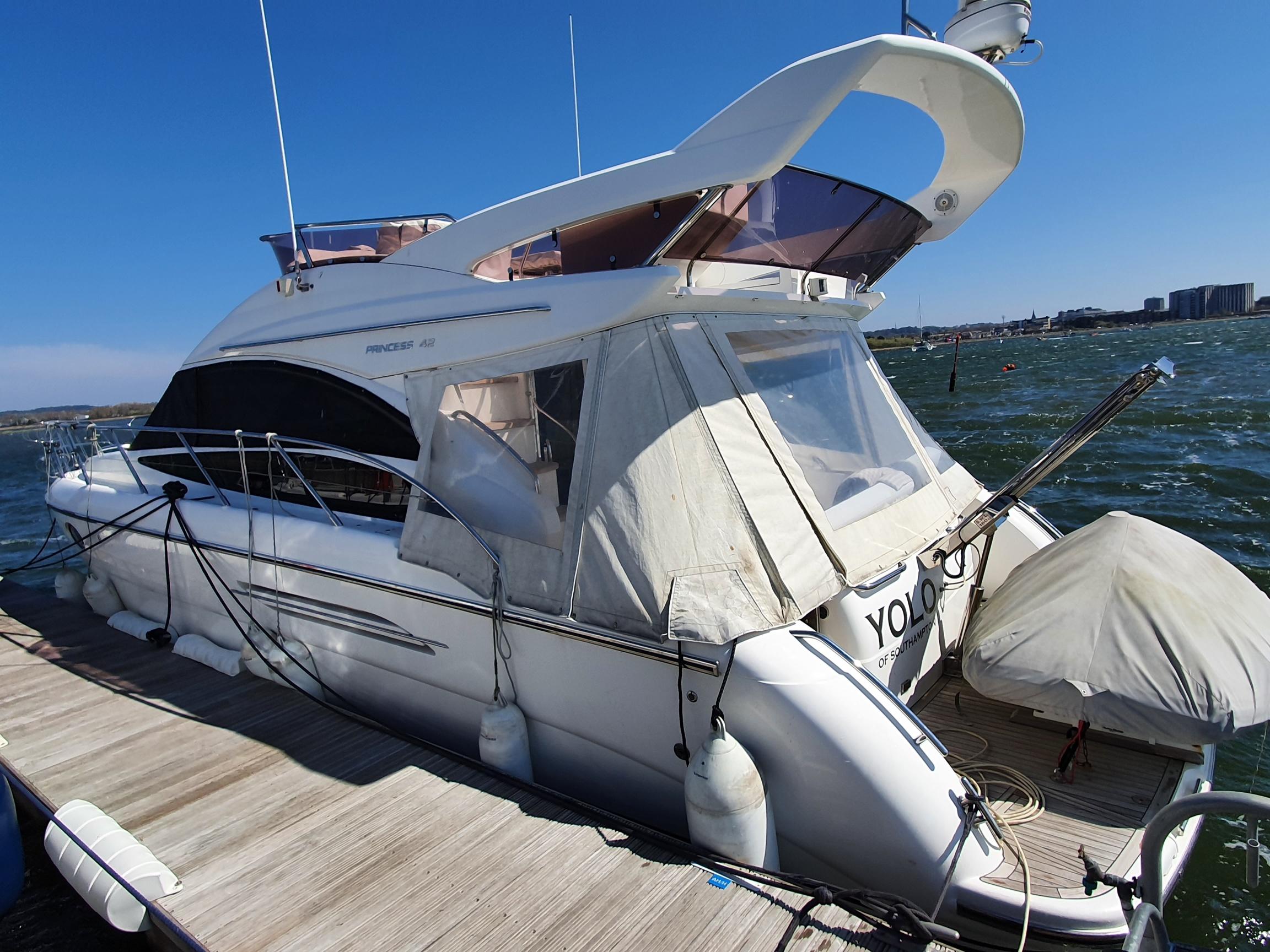 princess yachts 42 flybridge