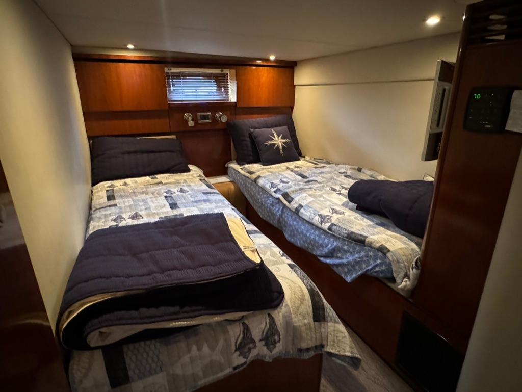 NY 9318 DW Knot 10 Yacht Sales