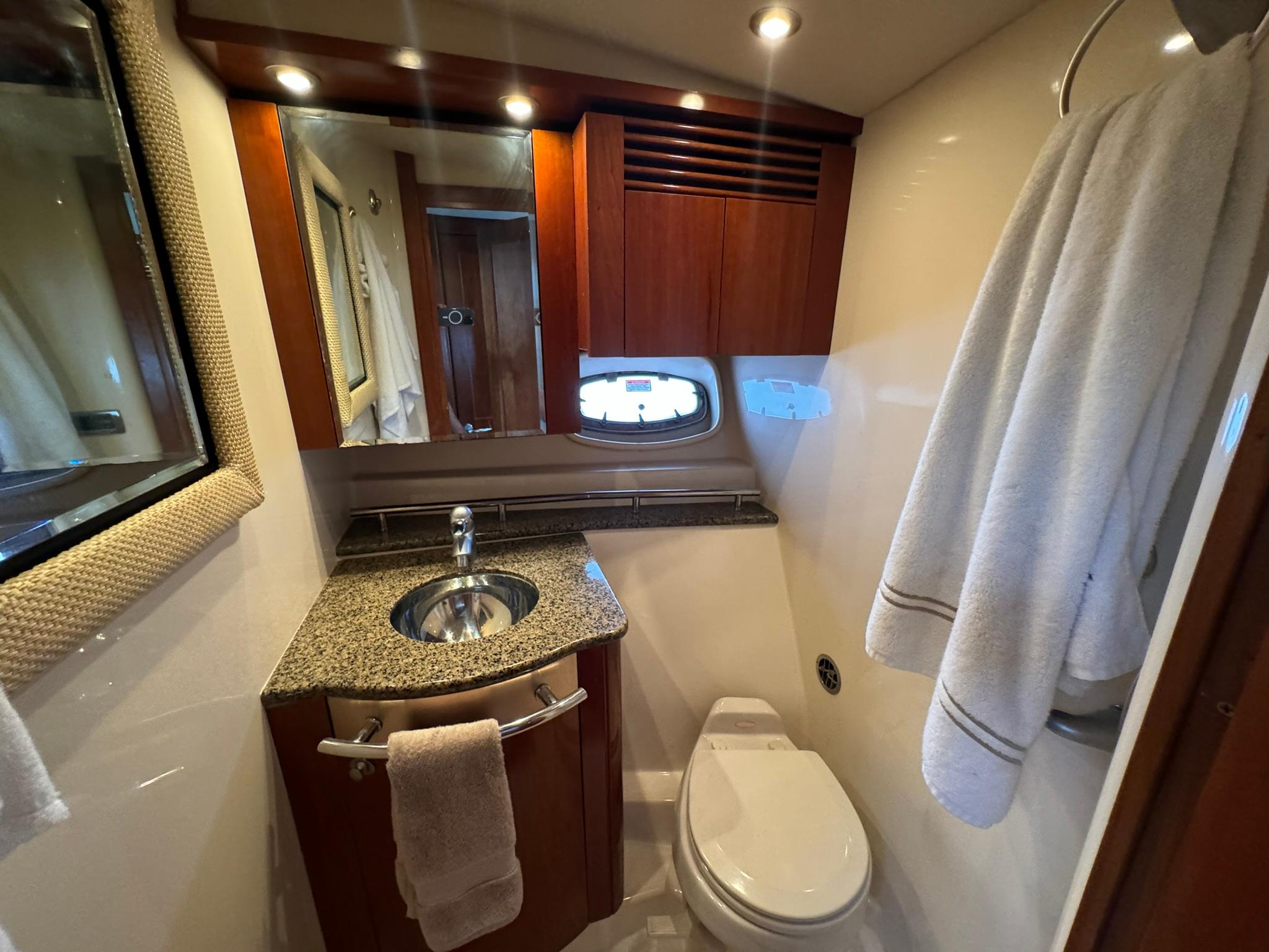 NY 9318 DW Knot 10 Yacht Sales