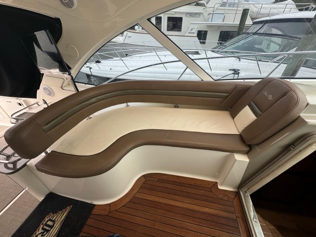 NY 9318 DW Knot 10 Yacht Sales
