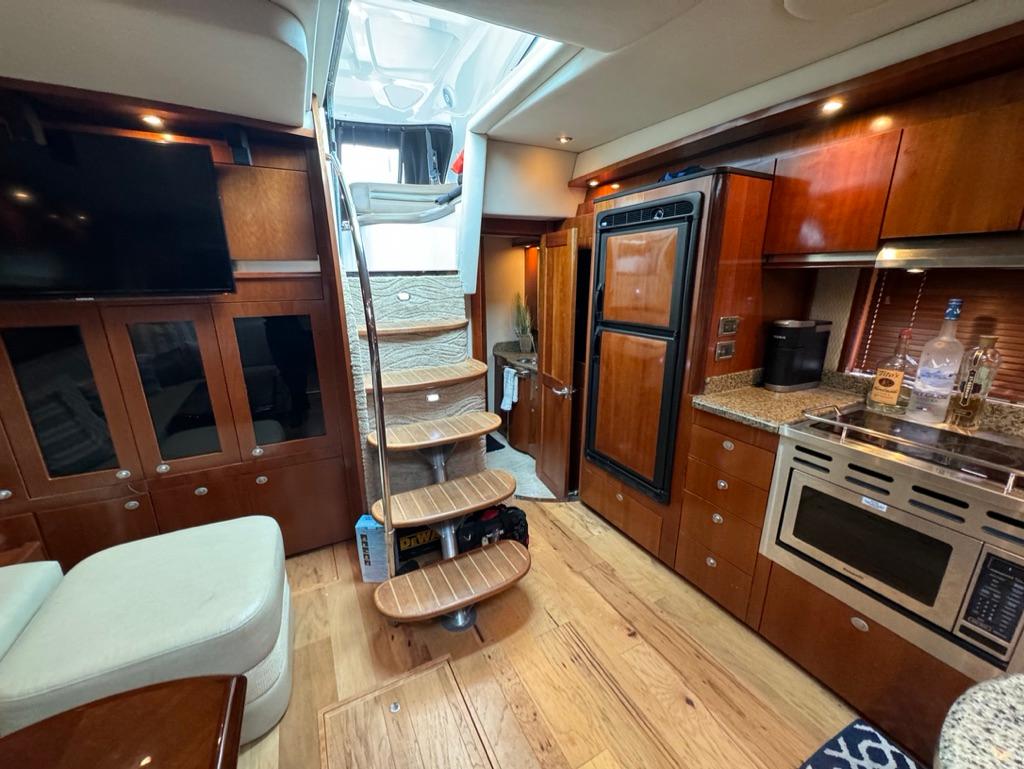 NY 9318 DW Knot 10 Yacht Sales