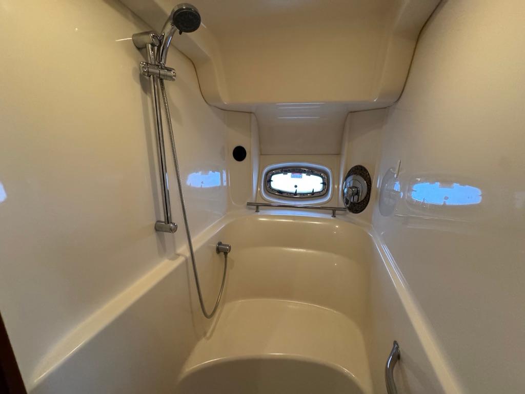 NY 9318 DW Knot 10 Yacht Sales