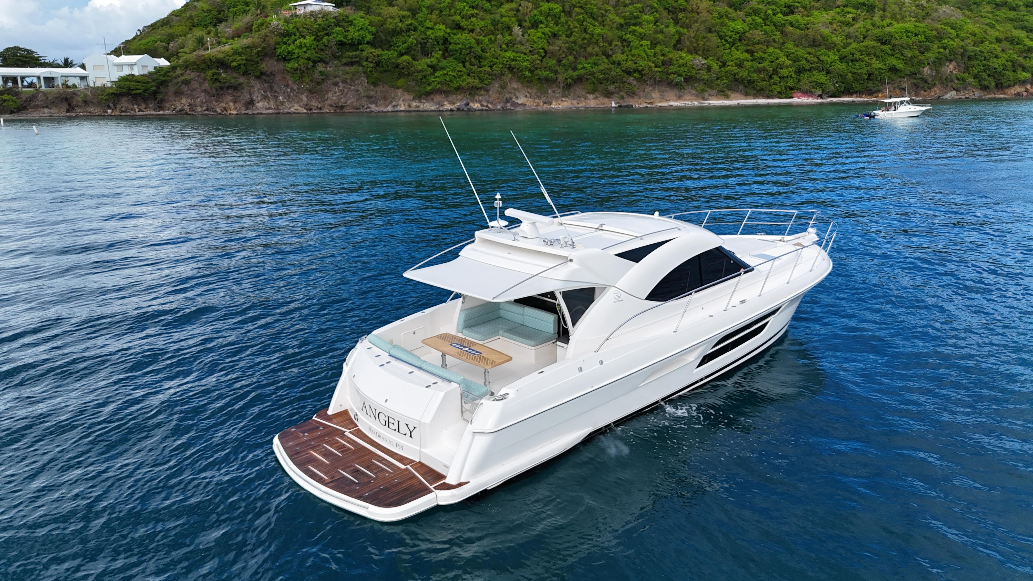 Riviera-5000 Sport Yacht 2016 -PR-9791401 | Thumbnail