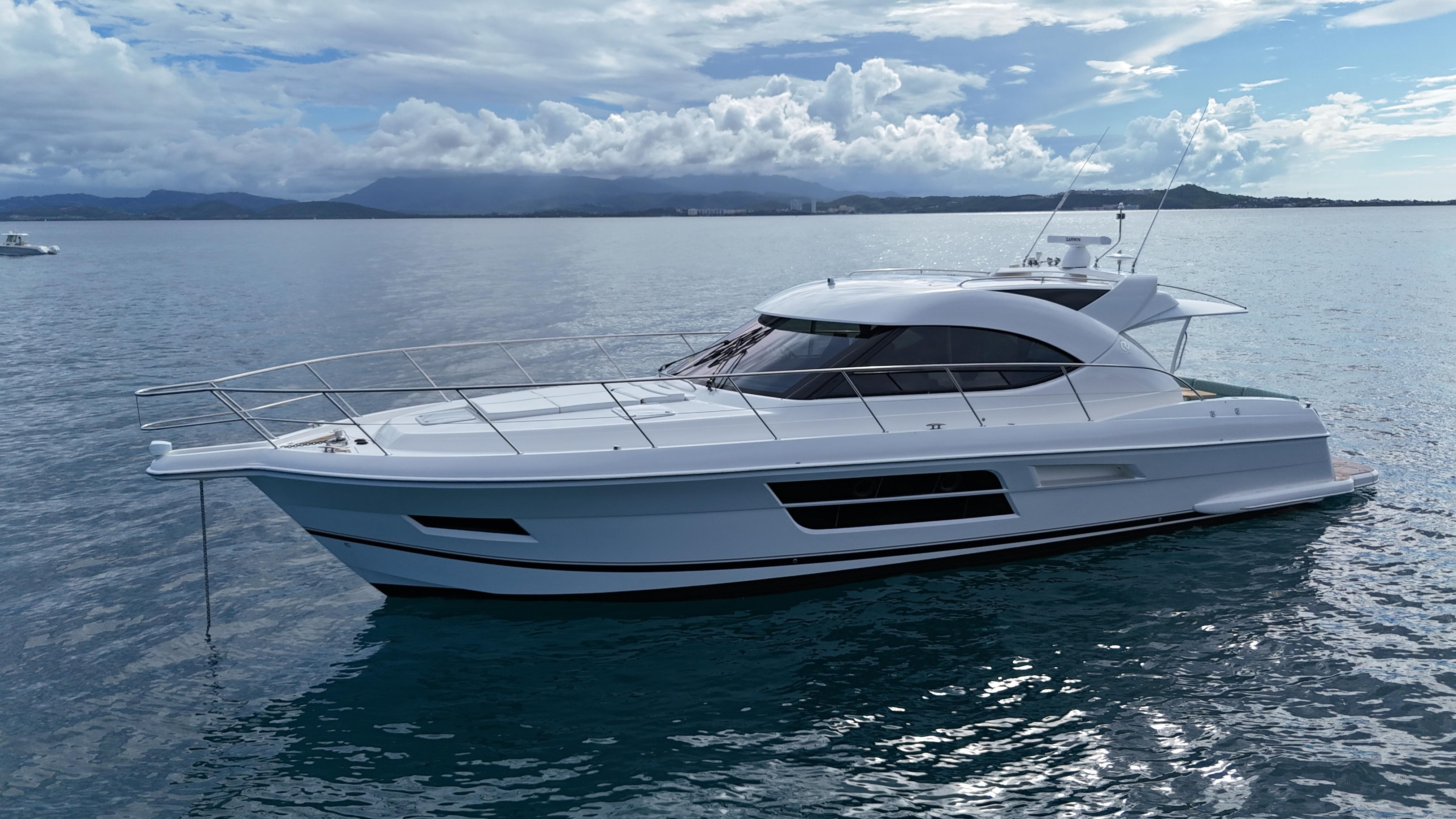 Riviera-5000 Sport Yacht 2016 -PR-9791401 | Thumbnail