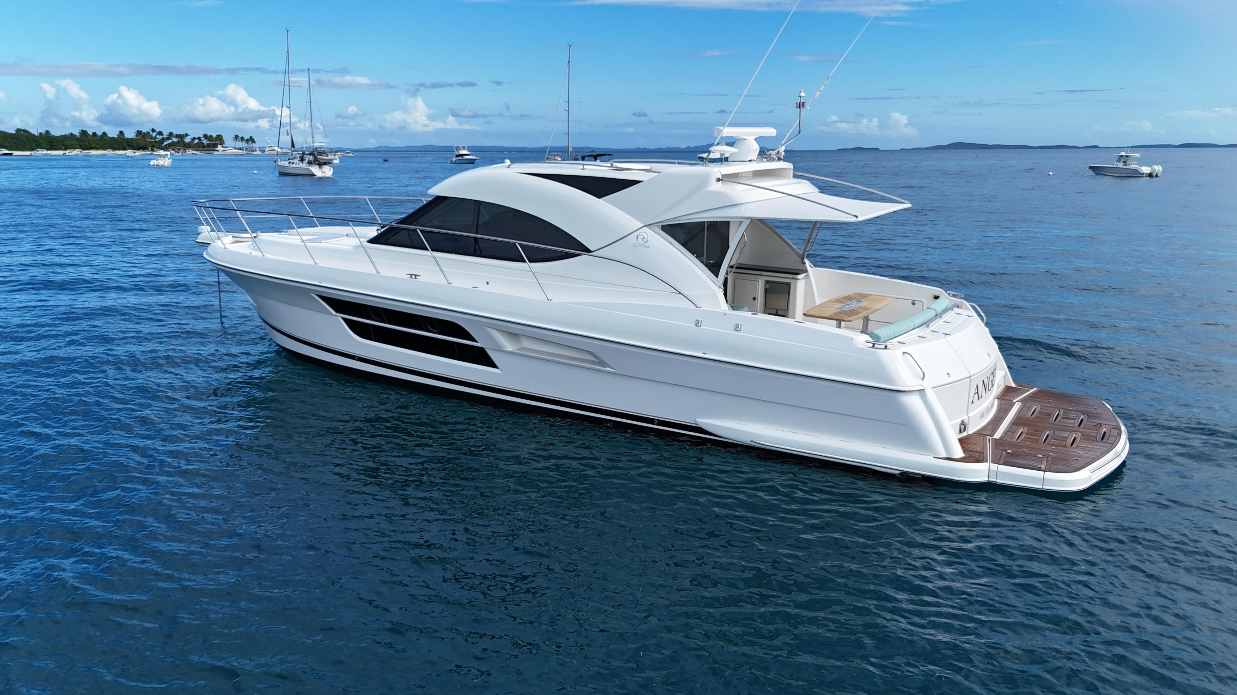 Riviera-5000 Sport Yacht 2016 -PR-9791401 | Thumbnail