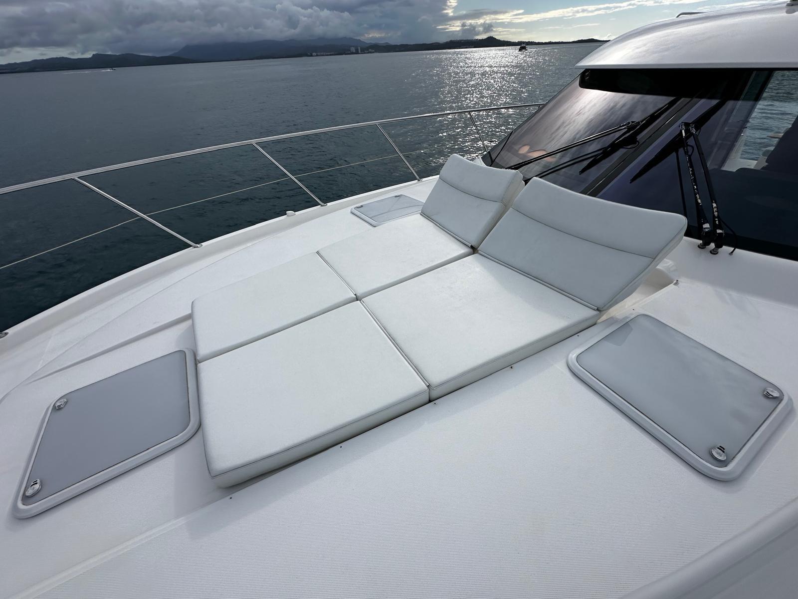 Riviera-5000 Sport Yacht 2016 -PR-9791401 | Thumbnail
