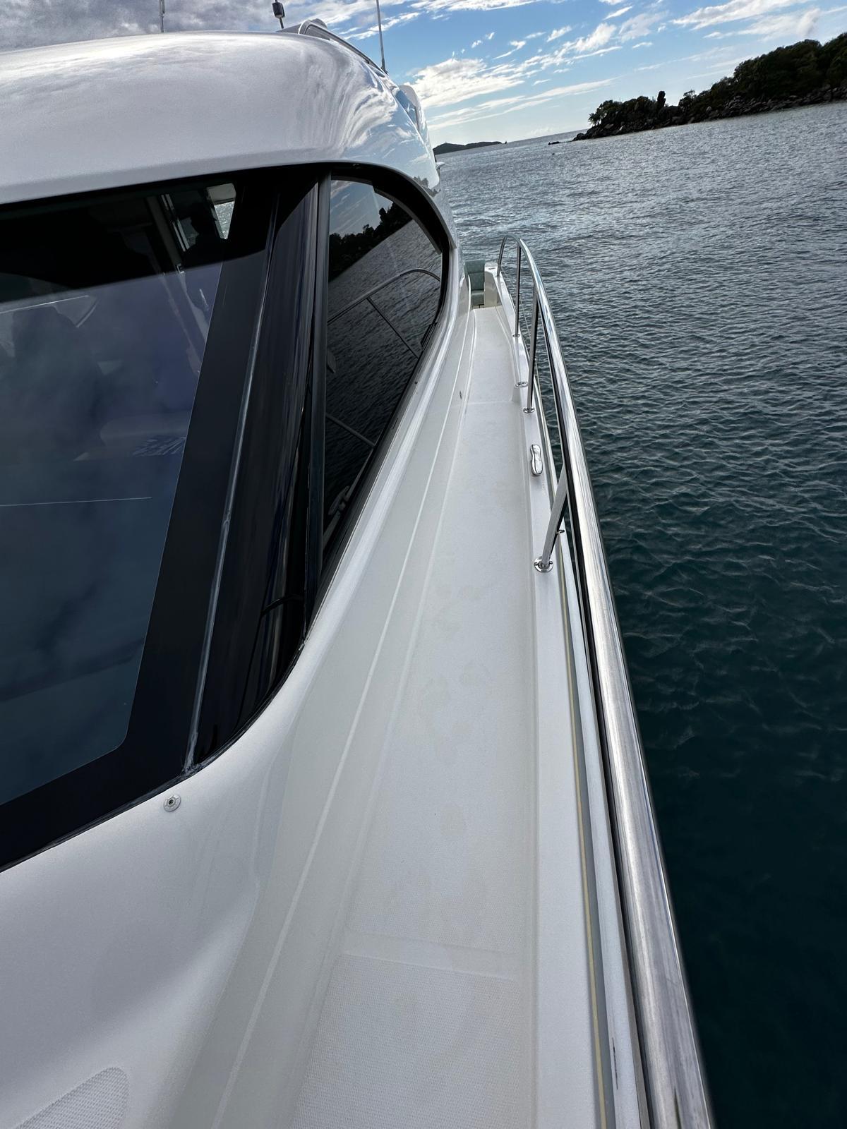 Riviera-5000 Sport Yacht 2016 -PR-9791401 | Thumbnail