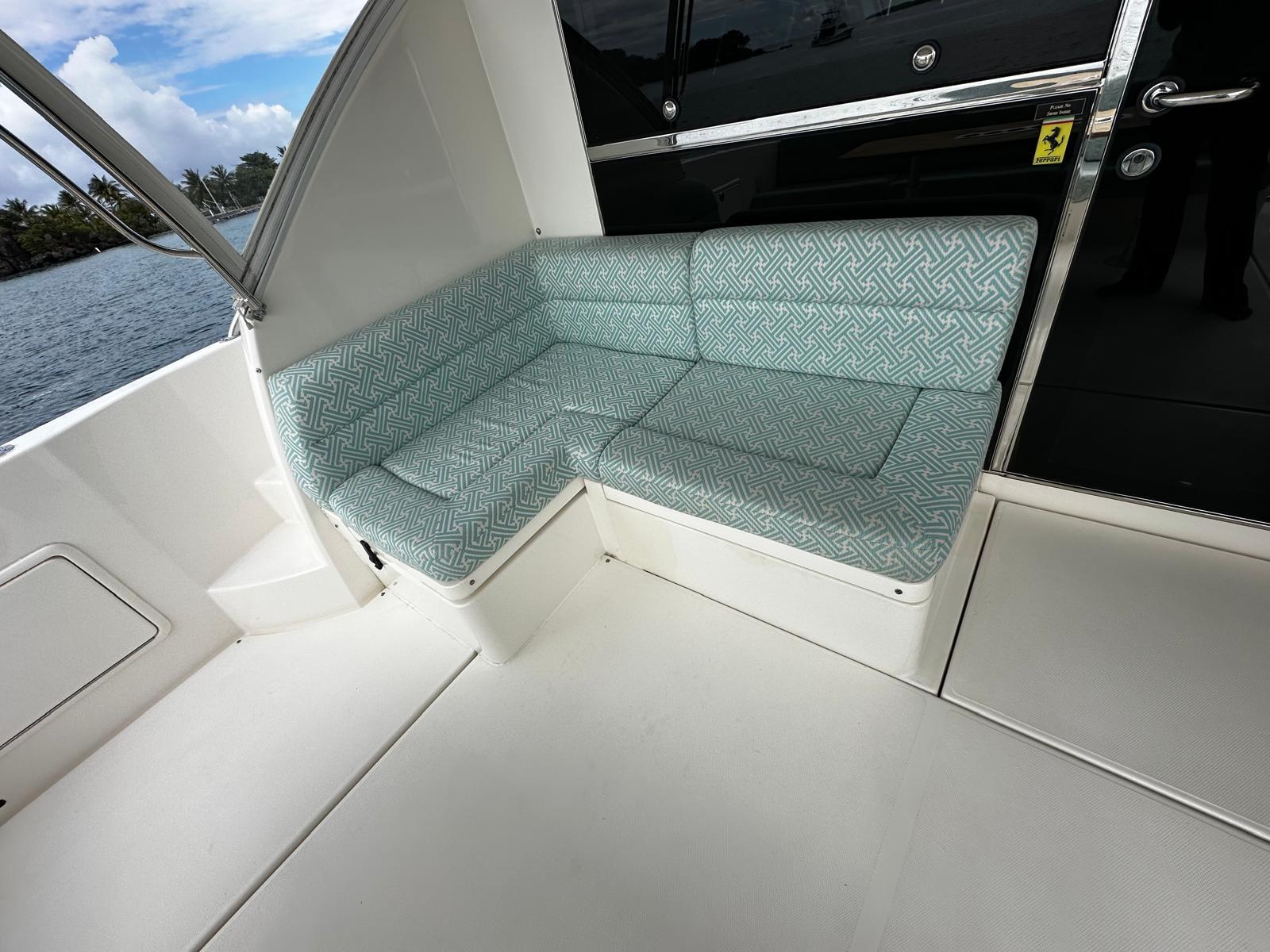 Riviera-5000 Sport Yacht 2016 -PR-9791401 | Thumbnail