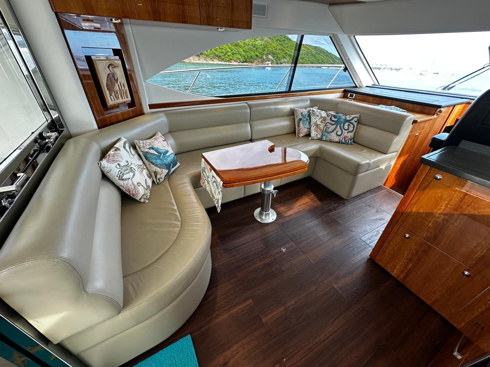 Riviera-5000 Sport Yacht 2016 -PR-9791401 | Thumbnail