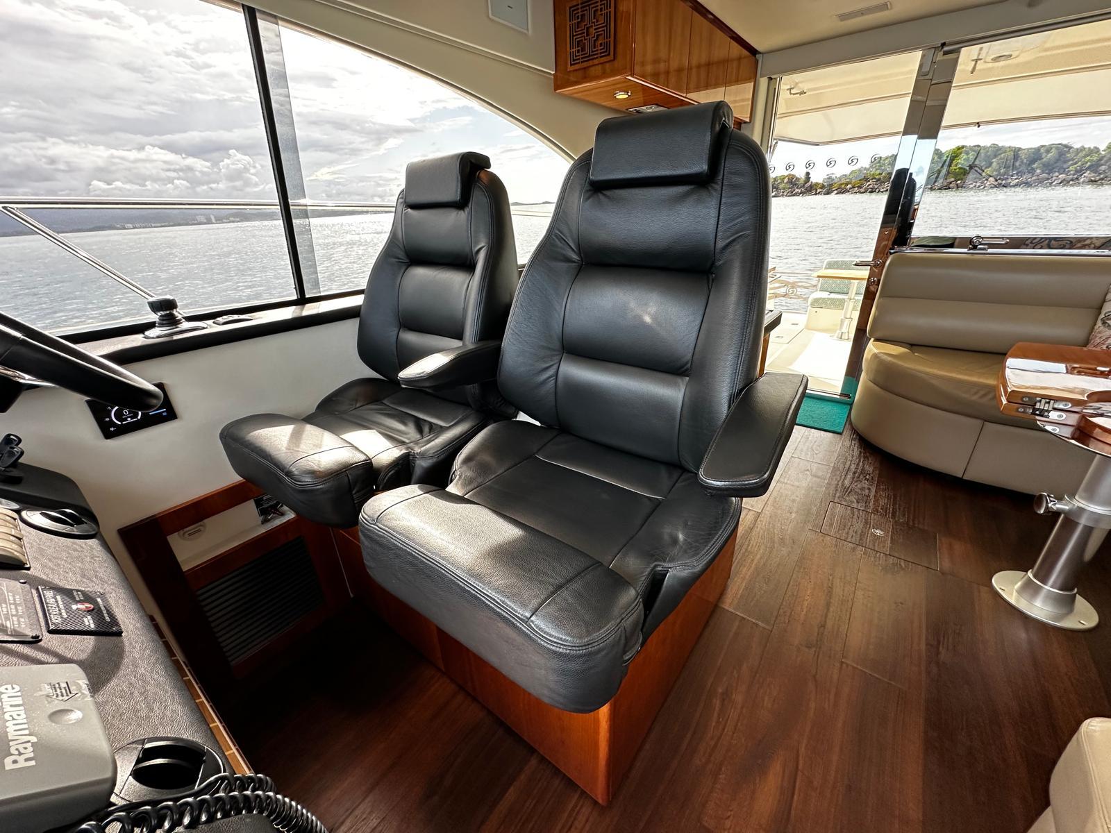 Riviera-5000 Sport Yacht 2016 -PR-9791401 | Thumbnail