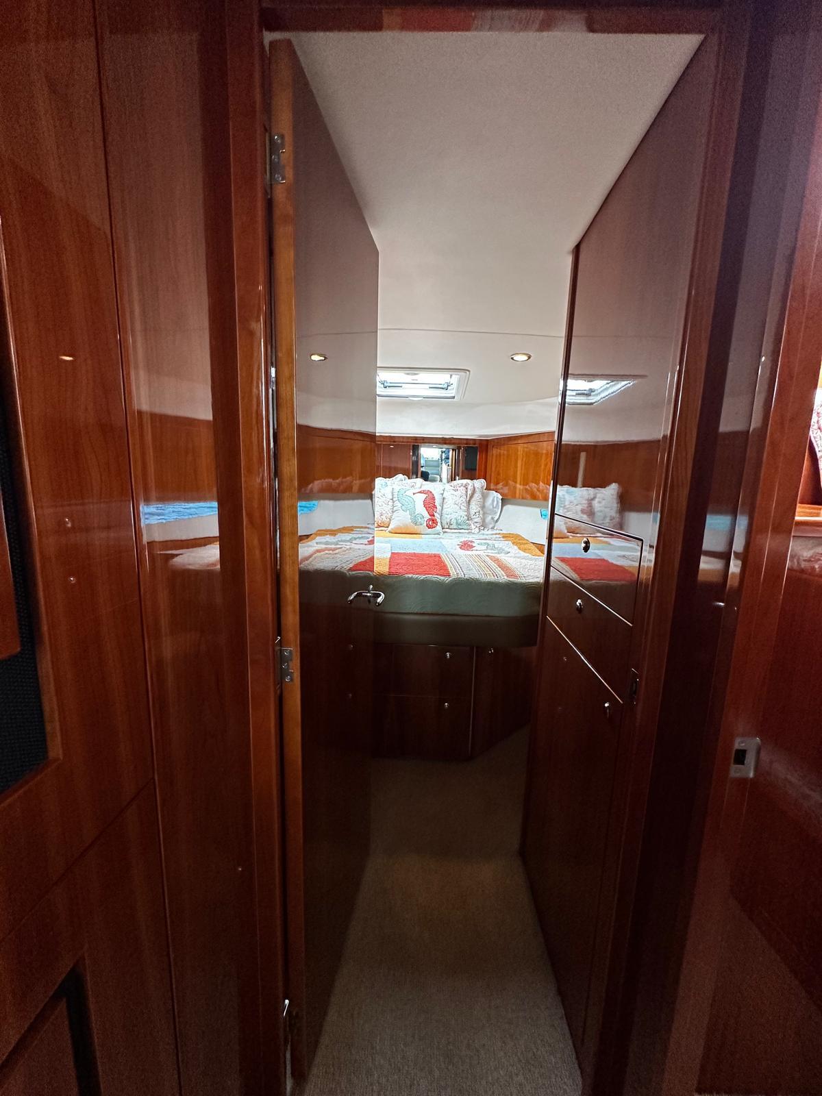 Riviera-5000 Sport Yacht 2016 -PR-9791401 | Thumbnail