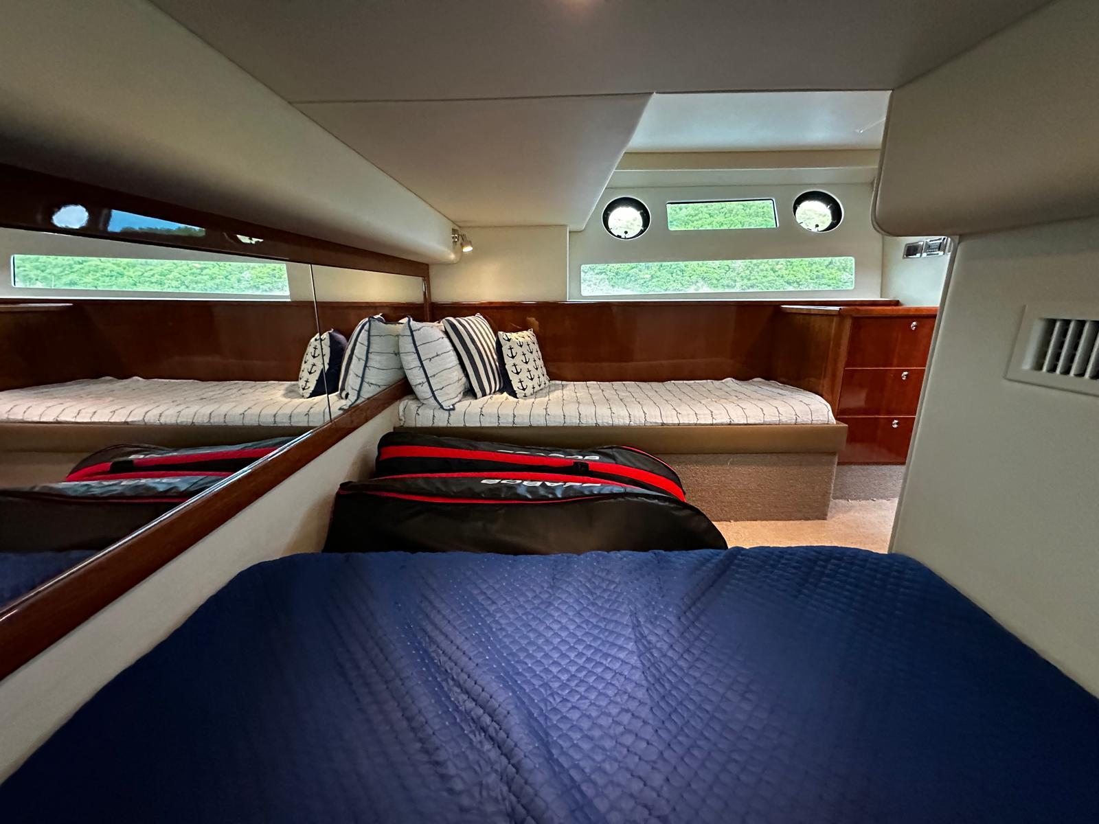 Riviera-5000 Sport Yacht 2016 -PR-9791401 | Thumbnail