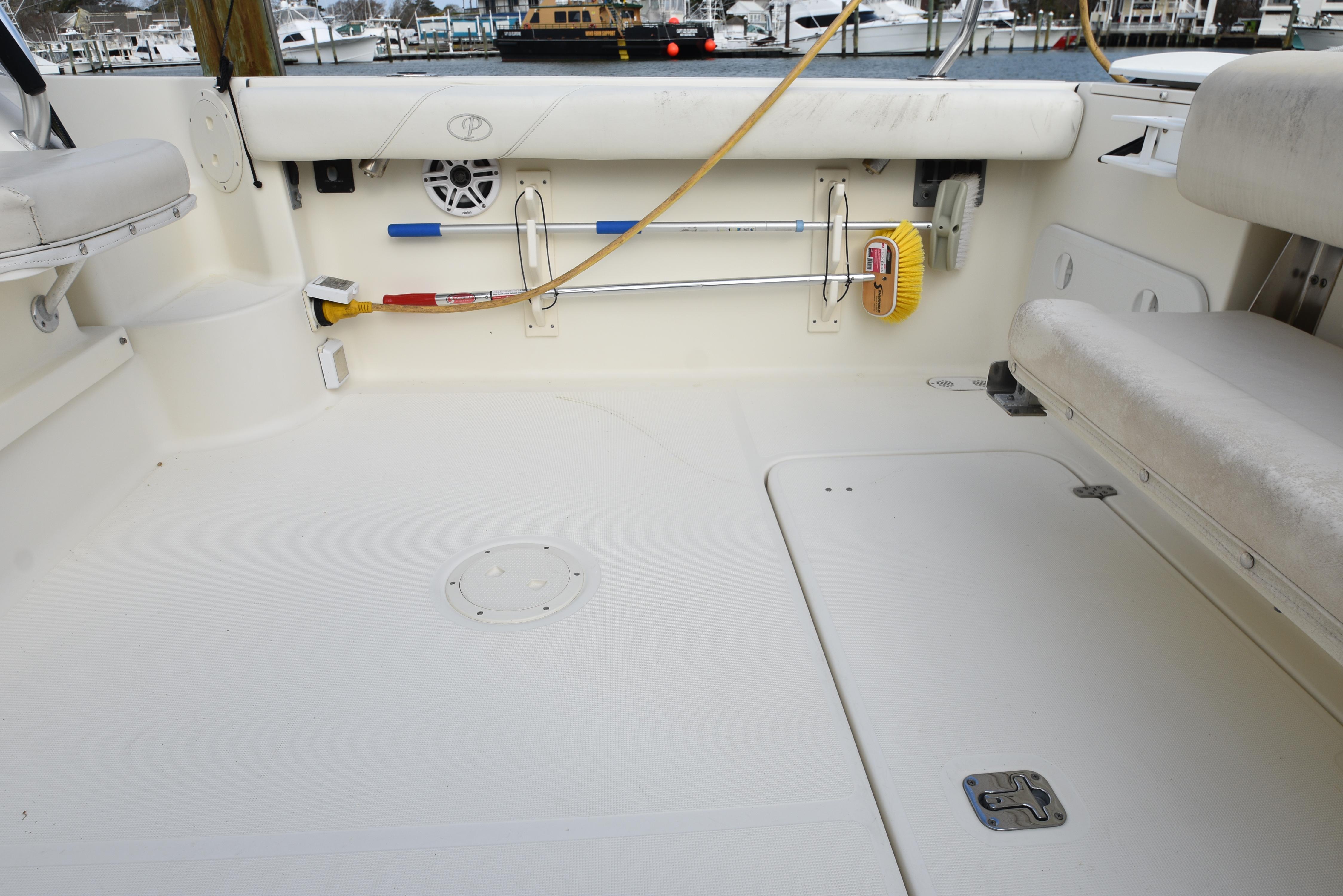 2005-pursuit-3070-offshore-express-power-9741411-975987093-0-310320251346-6