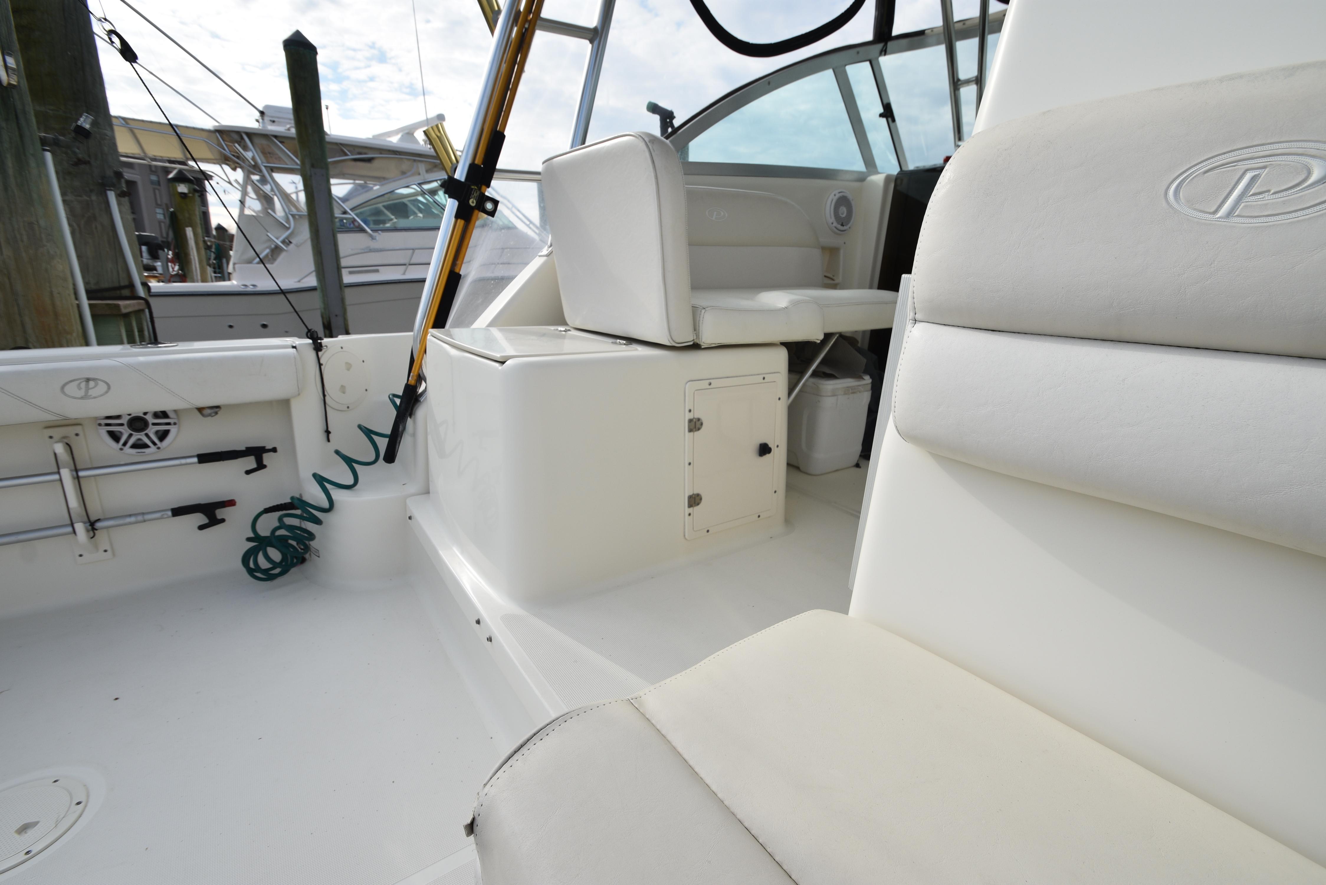 2005-pursuit-3070-offshore-express-power-9741411-975987097-0-310320251346-10