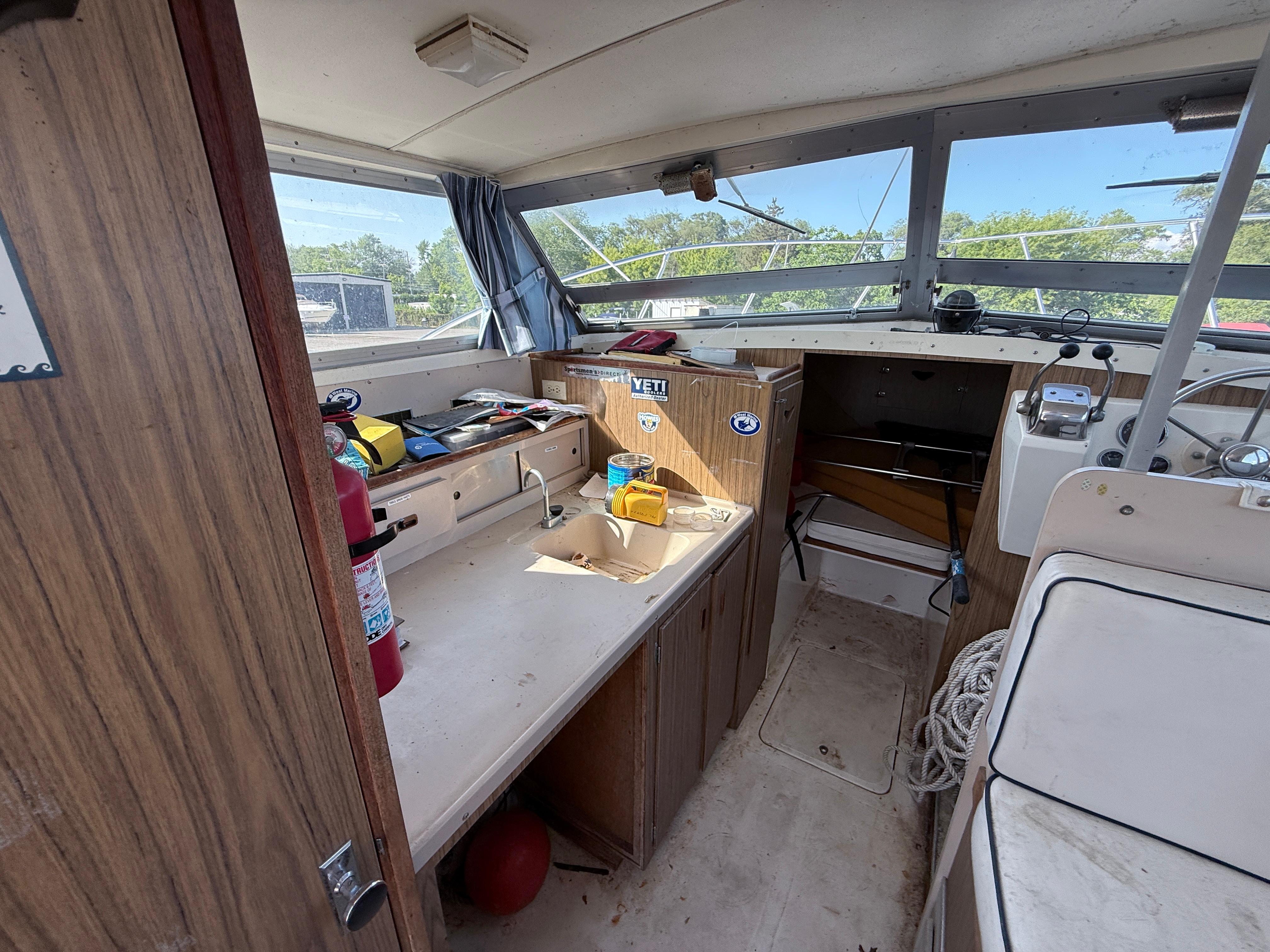 Boat Image 10