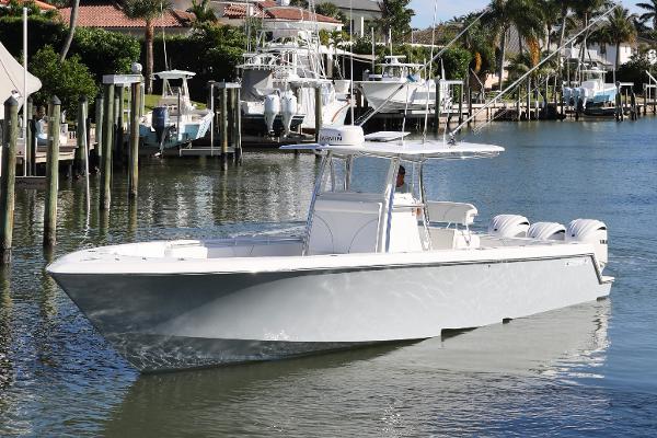 Photo of 2022 Contender 39'