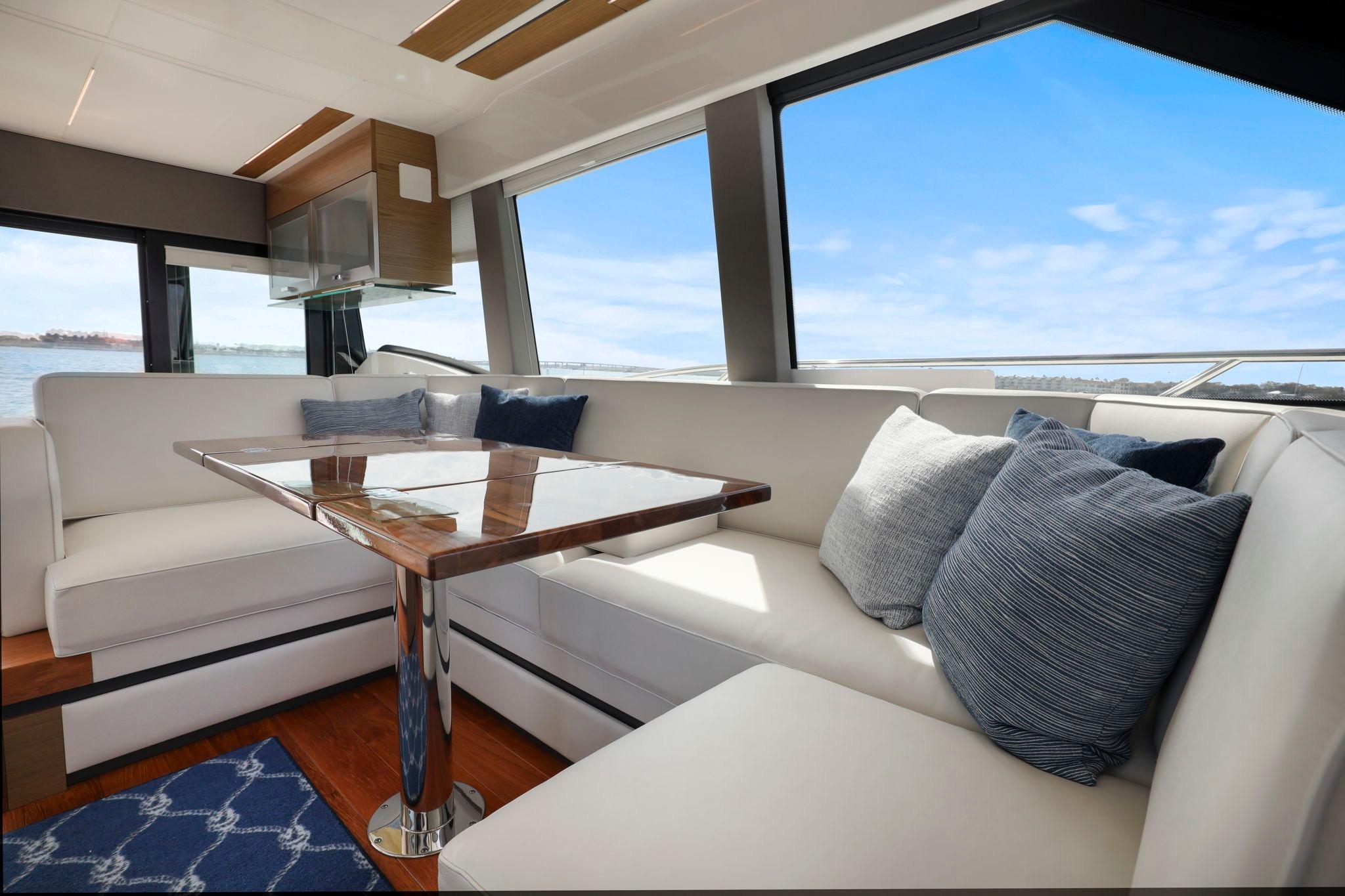 2023 Tiara Yachts C49 Coupe